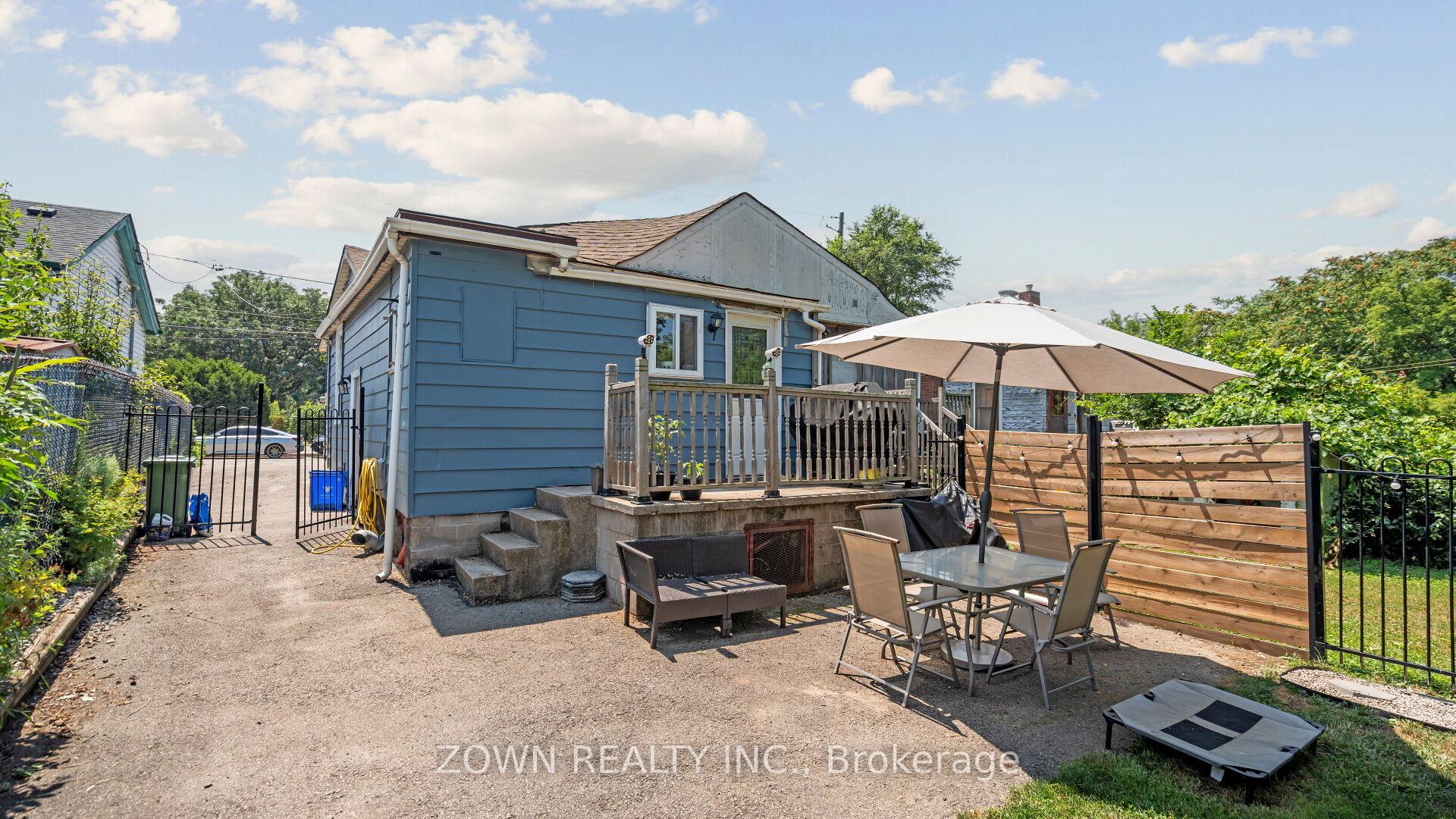 Photo 31 of 64 Sheaffe Street, Hamilton, Central — HOMEH
