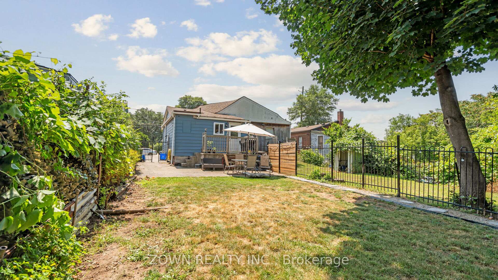 Photo 32 of 64 Sheaffe Street, Hamilton, Central — HOMEH