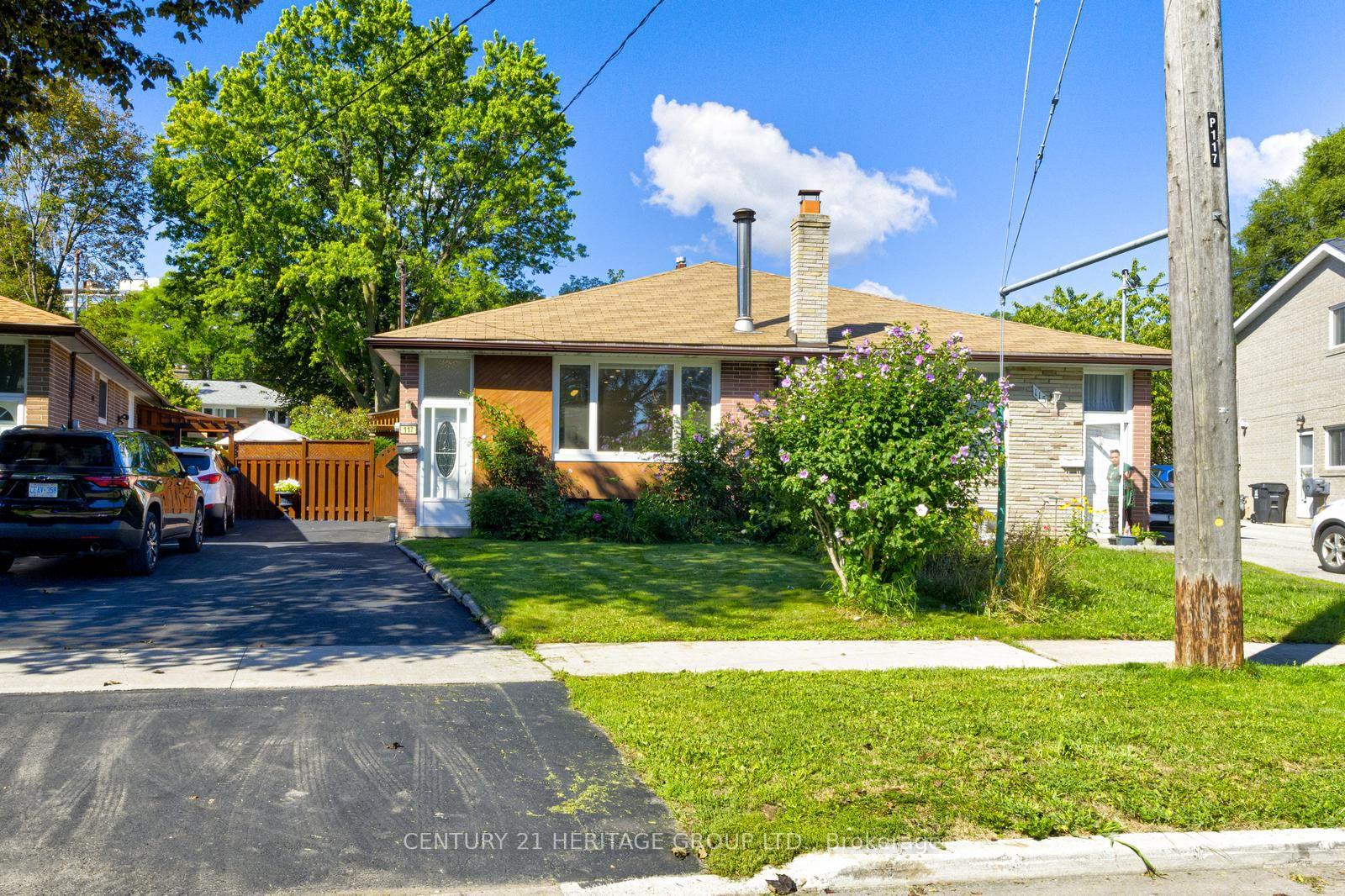 Photo 1 of 117 Marbury Crescent, North York, Parkwoods-Donalda — HOMEH