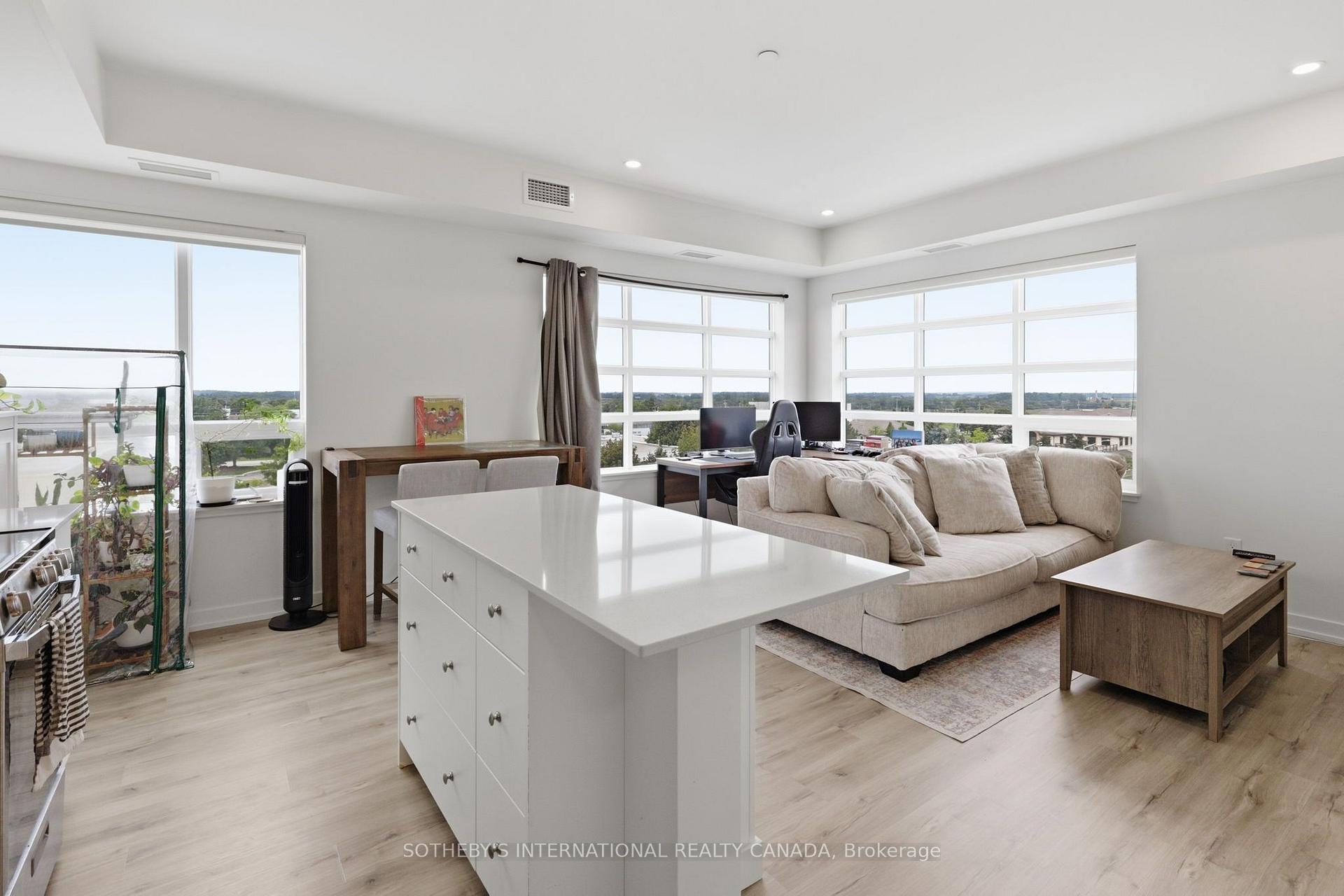 Photo 5 of Unit 514, 247 Northfield Drive E, Waterloo, Colonial Acres — HOMEH