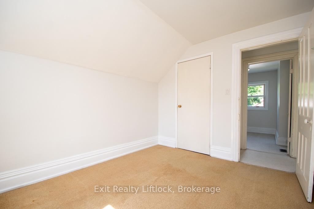 Photo 20 of 849 Water Street, Peterborough, Northcrest Ward 5 — HOMEH