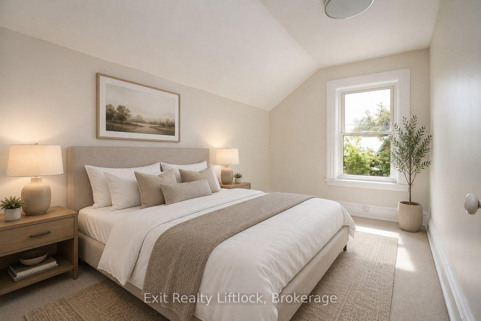 Photo 23 of 849 Water Street, Peterborough, Northcrest Ward 5 — HOMEH
