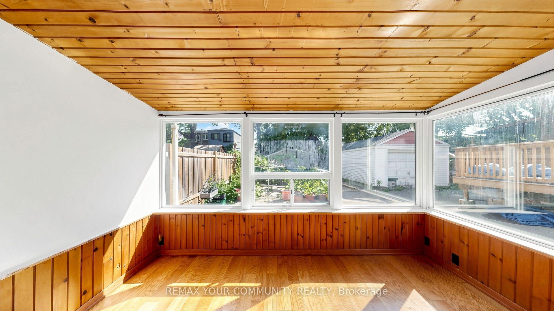 Photo 3 of 73 Robinson Avenue, Scarborough, Oakridge — HOMEH
