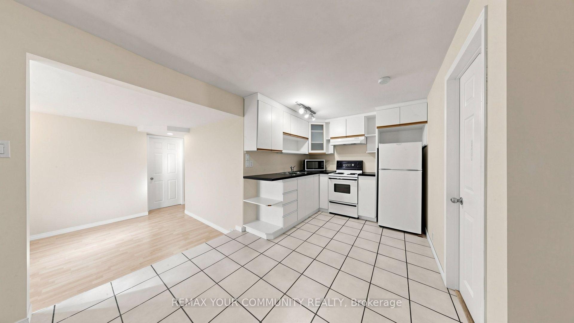 Photo 16 of 73 Robinson Avenue, Scarborough, Oakridge — HOMEH
