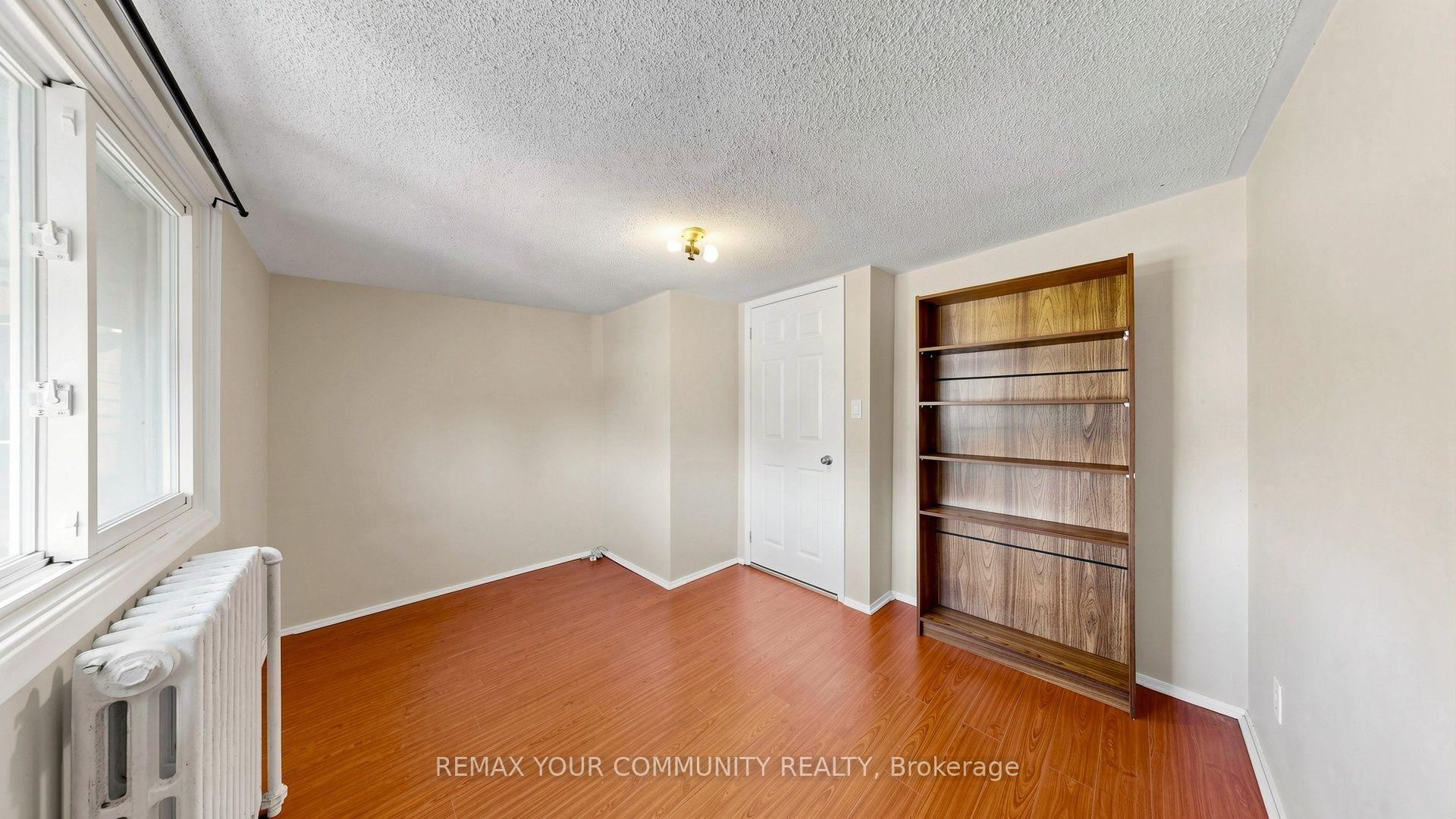 Photo 18 of 73 Robinson Avenue, Scarborough, Oakridge — HOMEH
