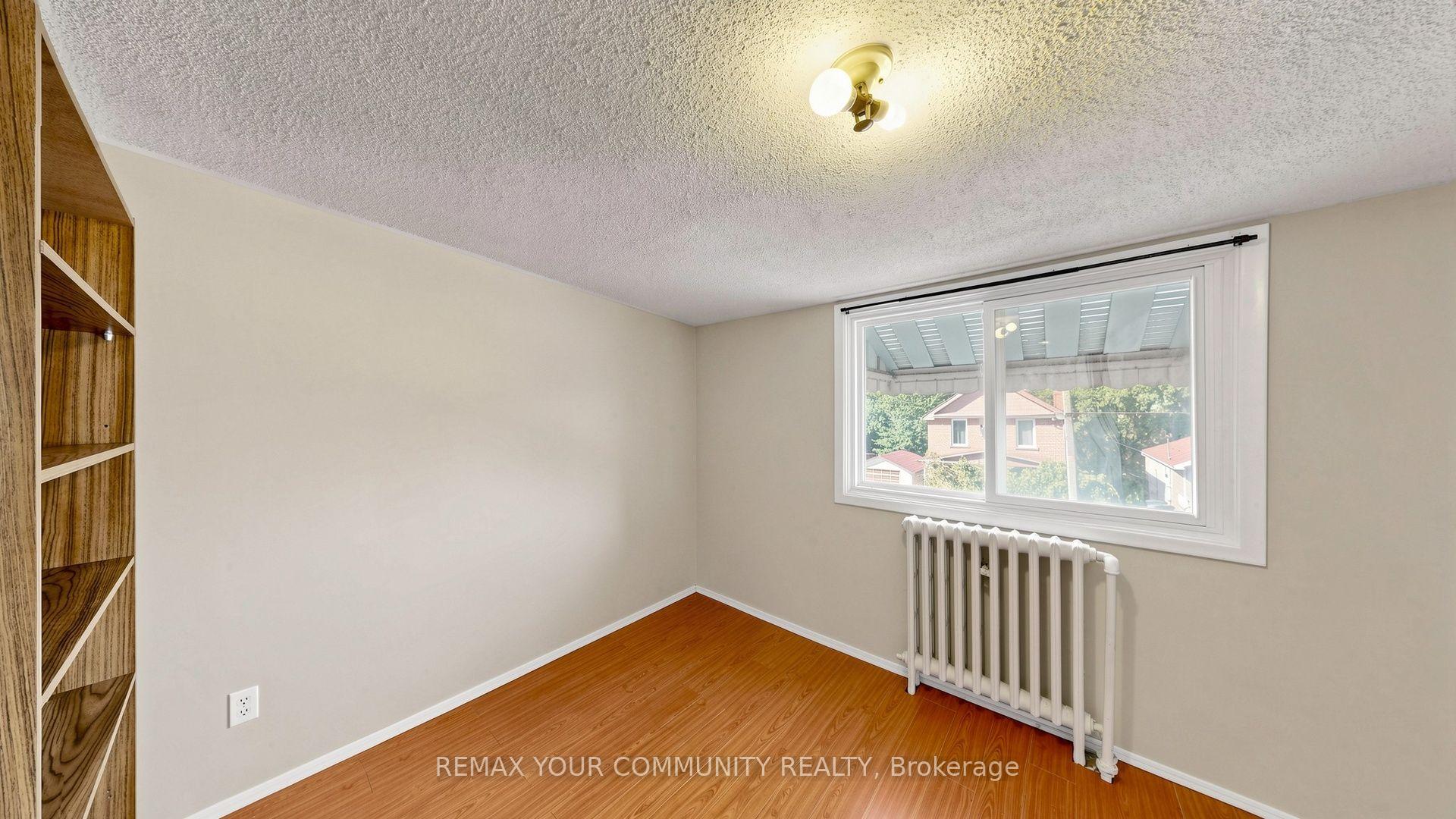 Photo 19 of 73 Robinson Avenue, Scarborough, Oakridge — HOMEH