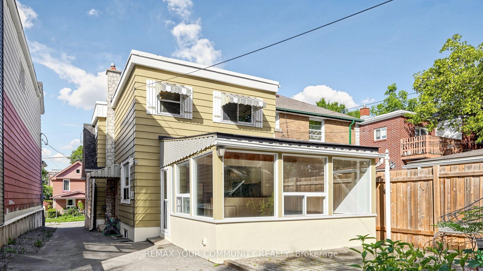 Photo 32 of 73 Robinson Avenue, Scarborough, Oakridge — HOMEH