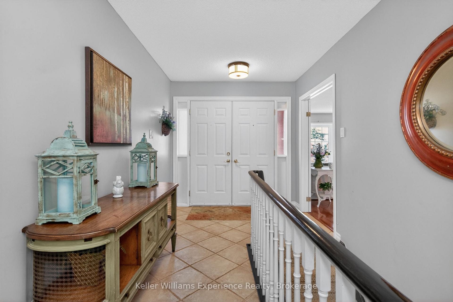 Photo 5 of 933 Playfair Road, Midland — HOMEH