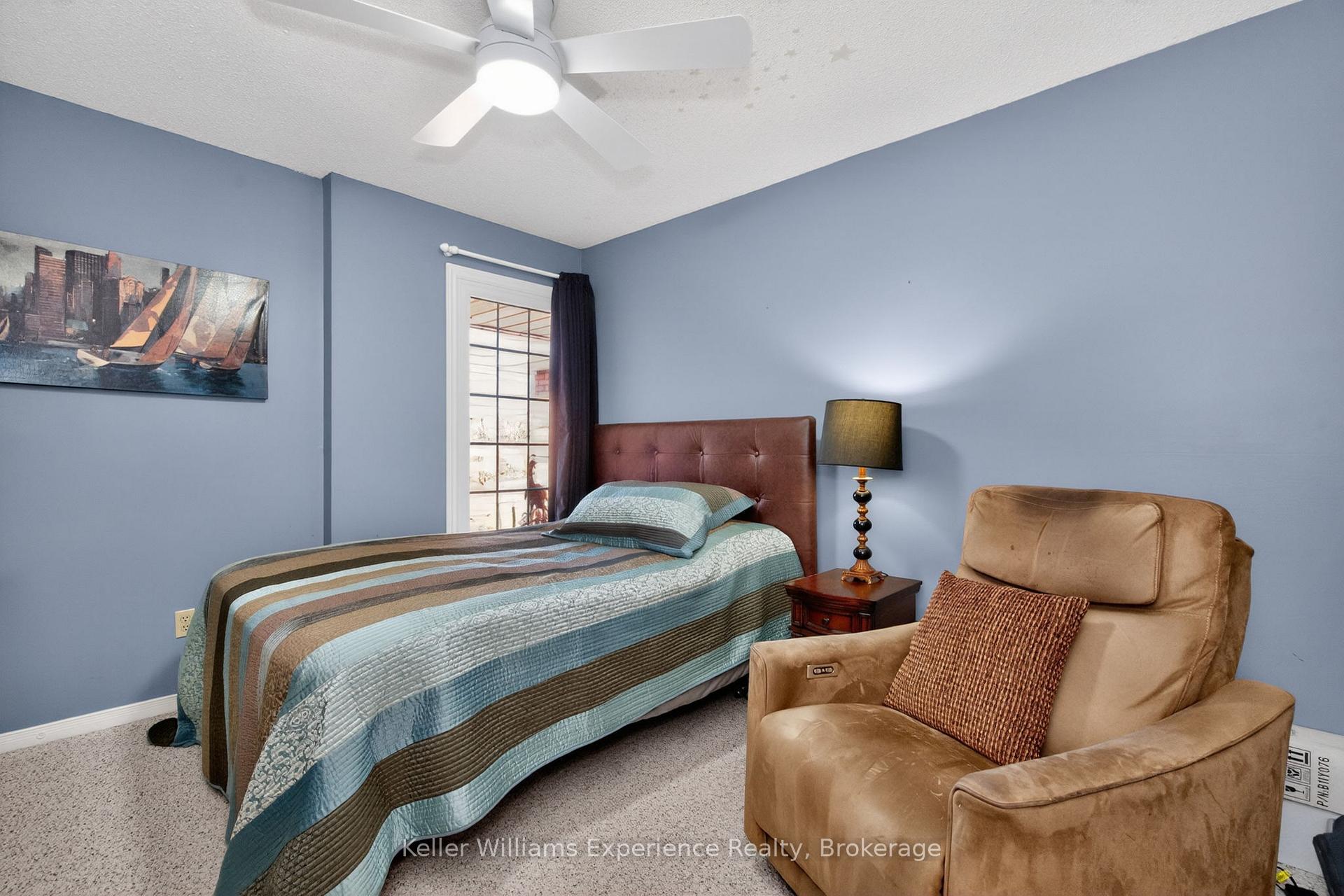 Photo 25 of 933 Playfair Road, Midland — HOMEH