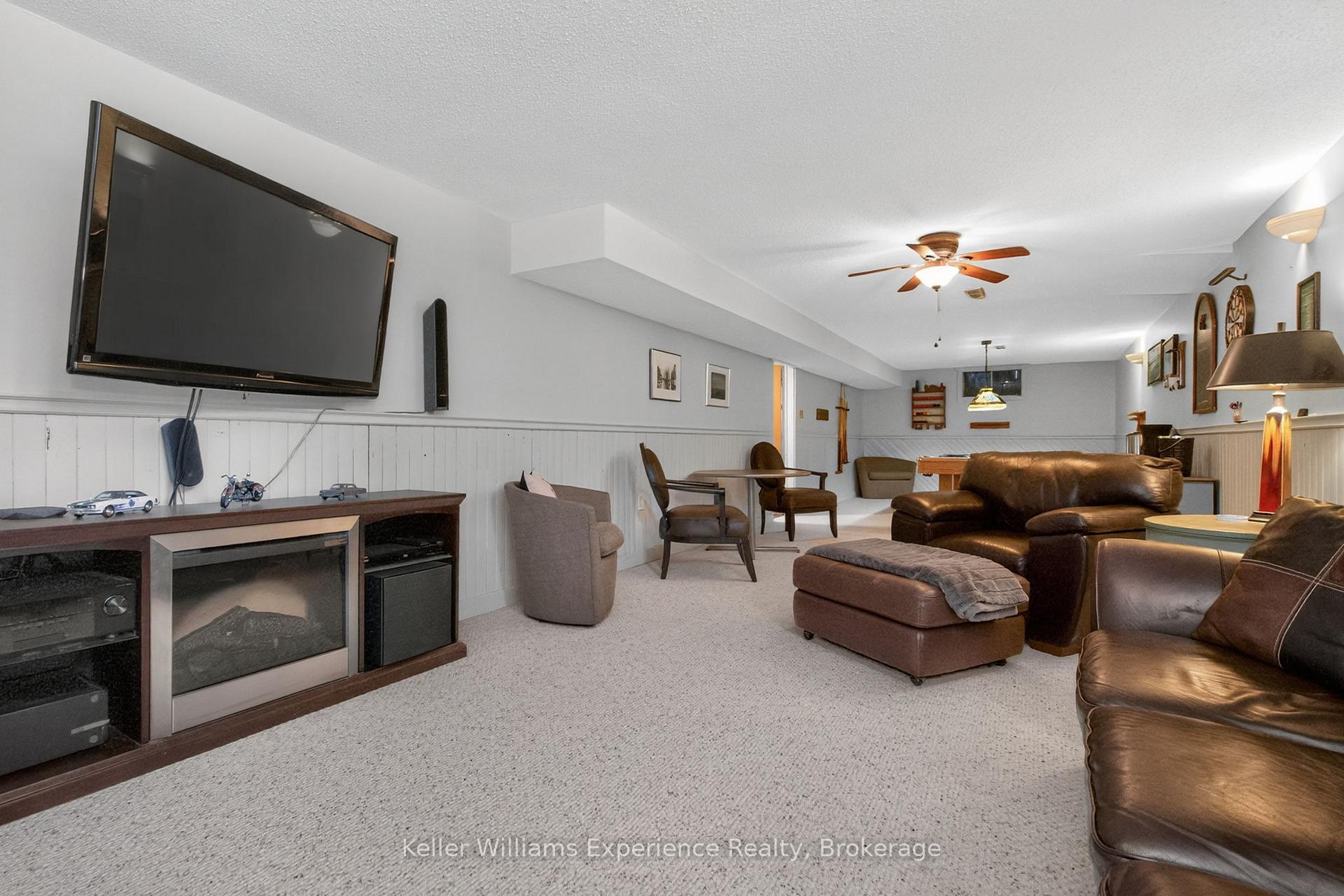 Photo 33 of 933 Playfair Road, Midland — HOMEH