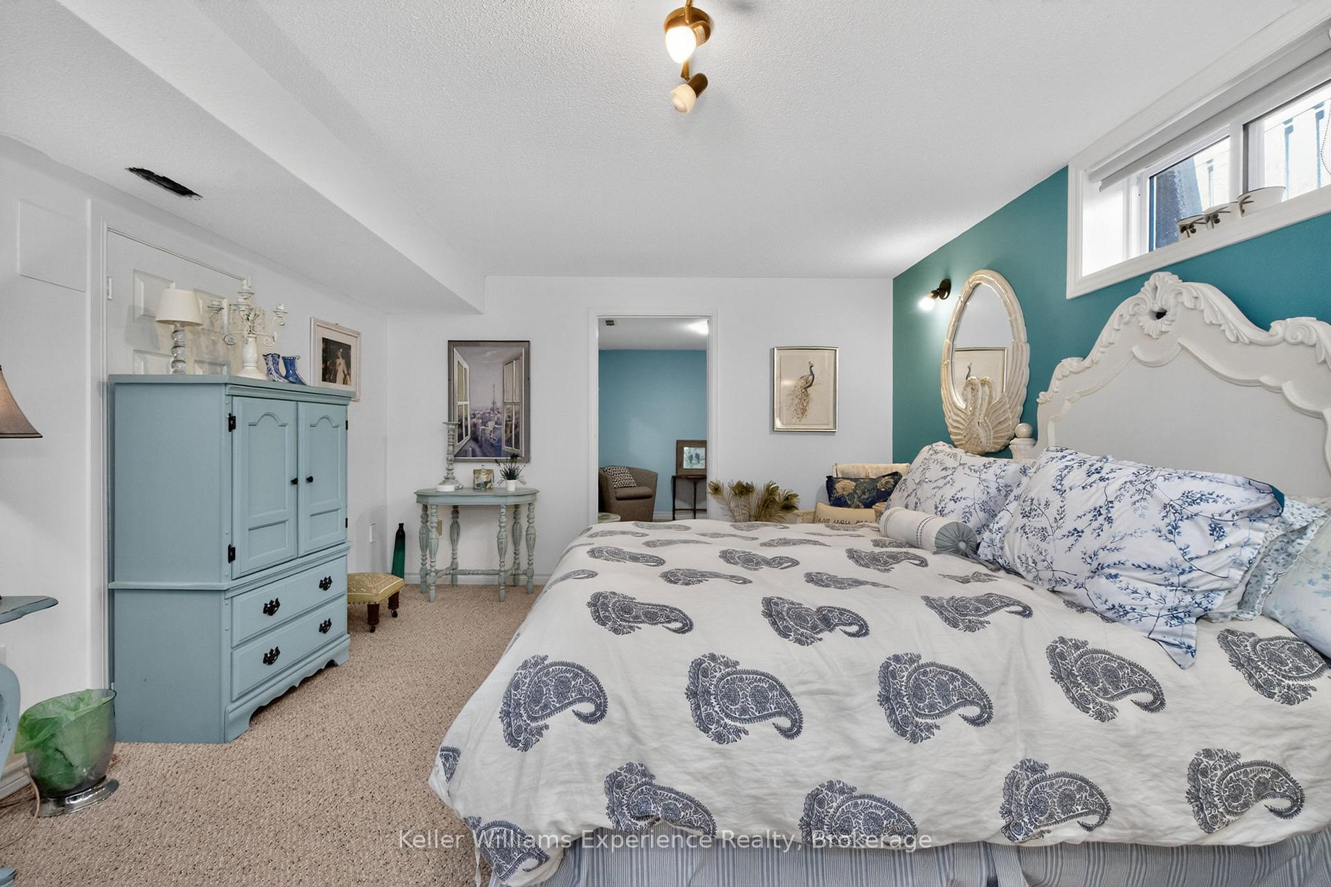 Photo 37 of 933 Playfair Road, Midland — HOMEH