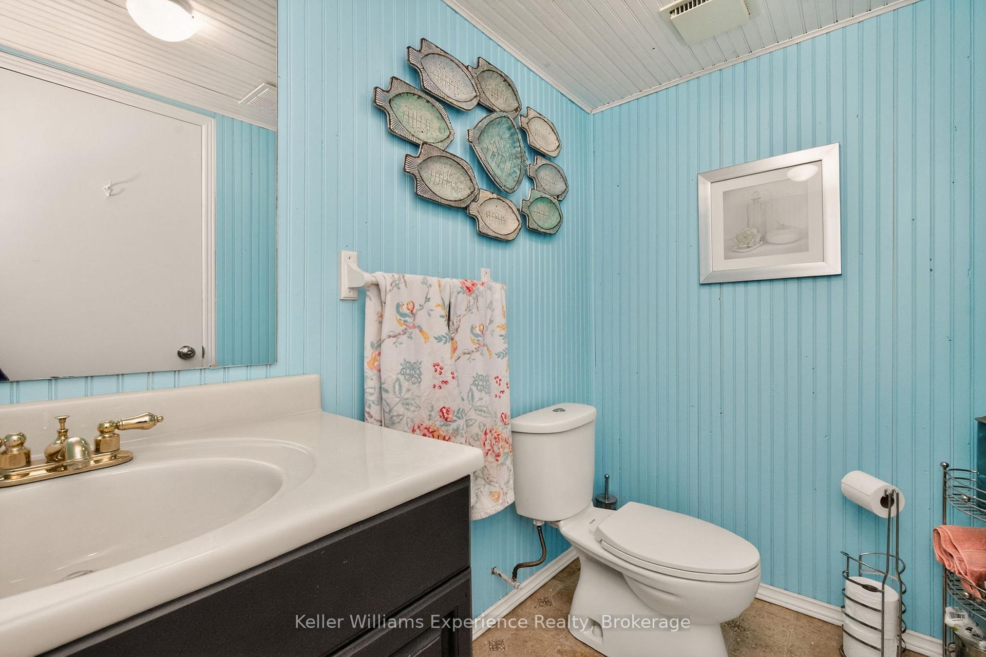 Photo 40 of 933 Playfair Road, Midland — HOMEH