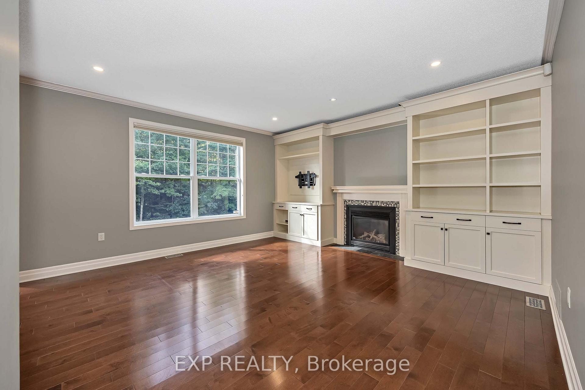 Photo 8 of 4356 Piperville Rd, Ottawa, Carlsbad Springs — HOMEH