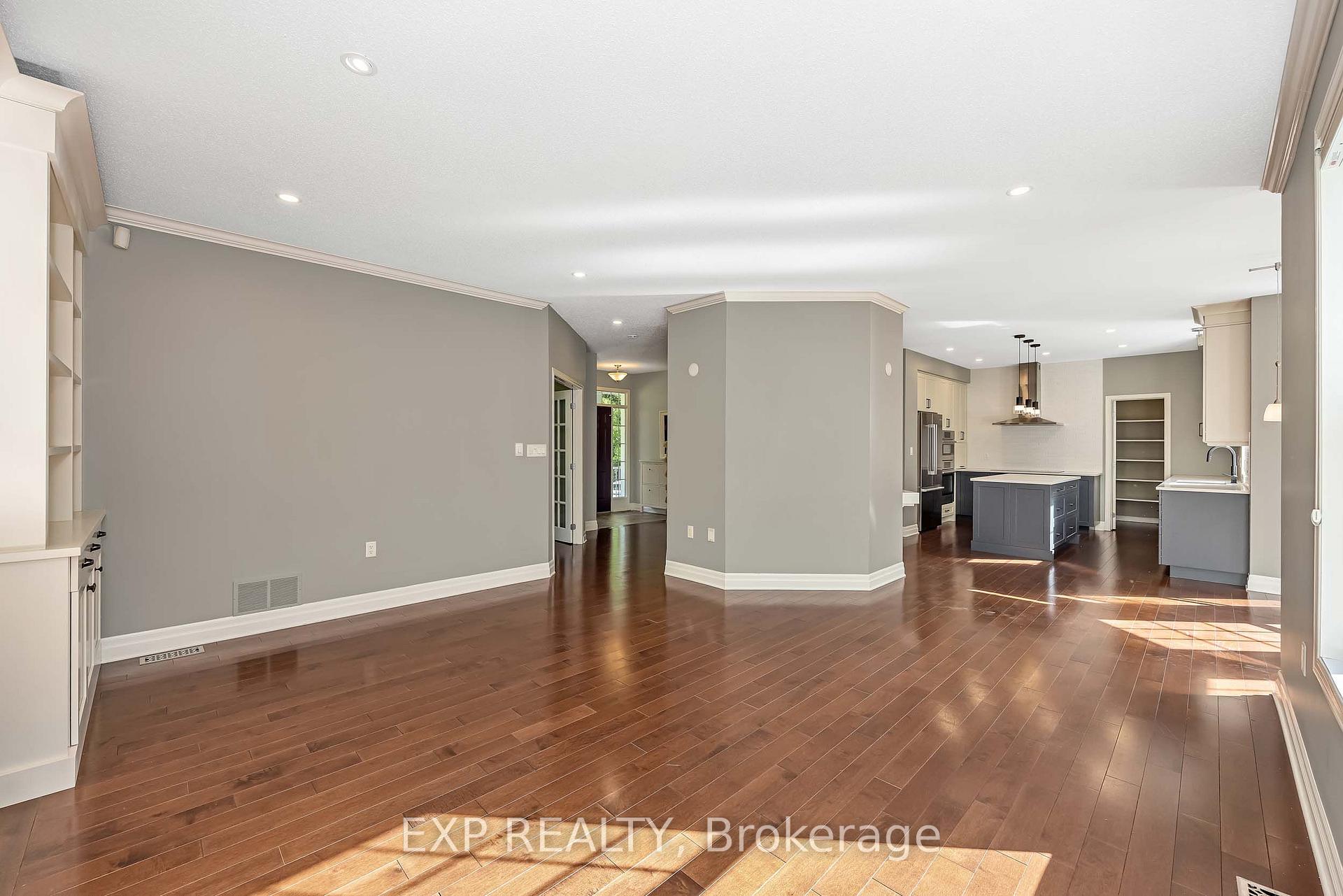 Photo 11 of 4356 Piperville Rd, Ottawa, Carlsbad Springs — HOMEH