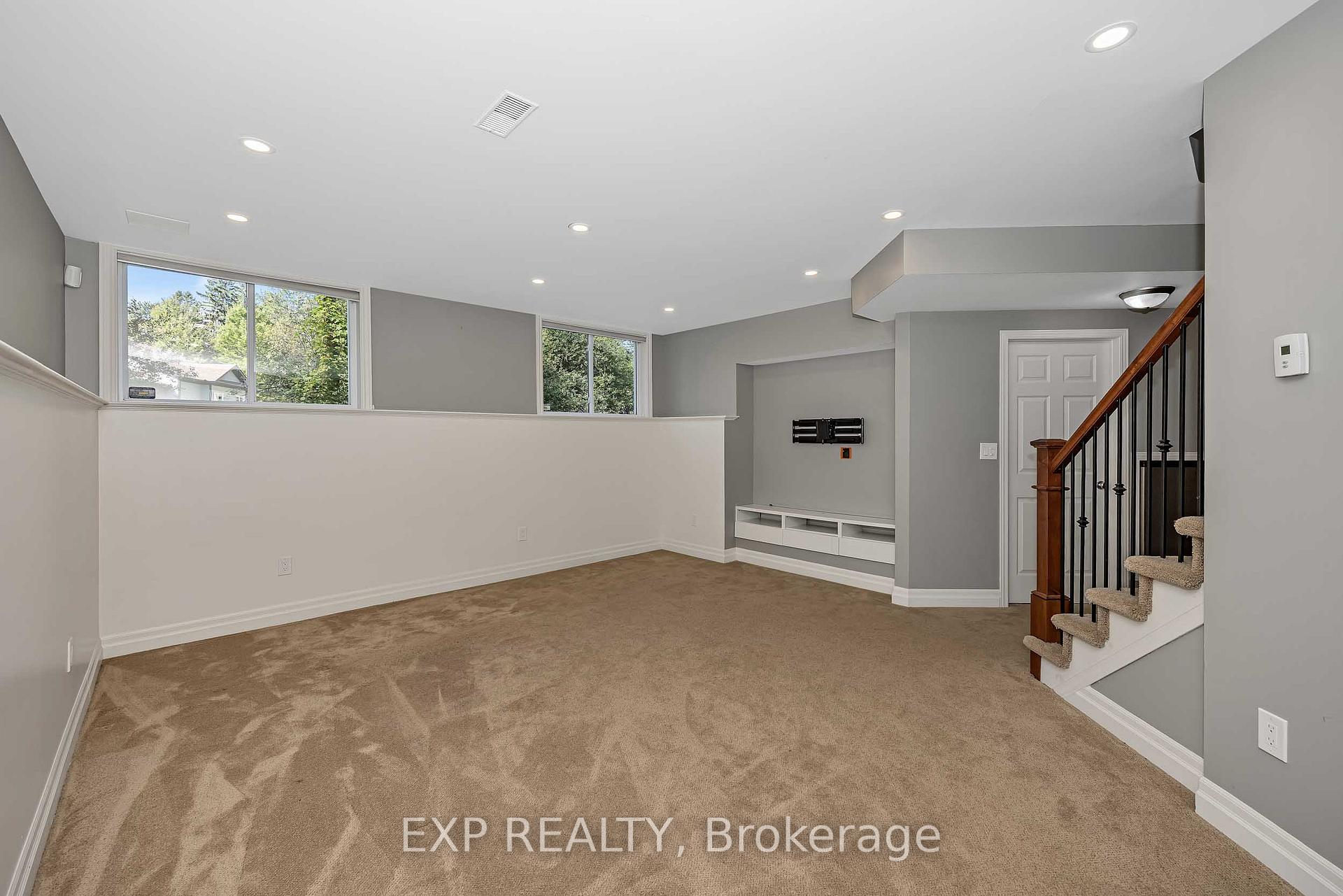 Photo 33 of 4356 Piperville Rd, Ottawa, Carlsbad Springs — HOMEH