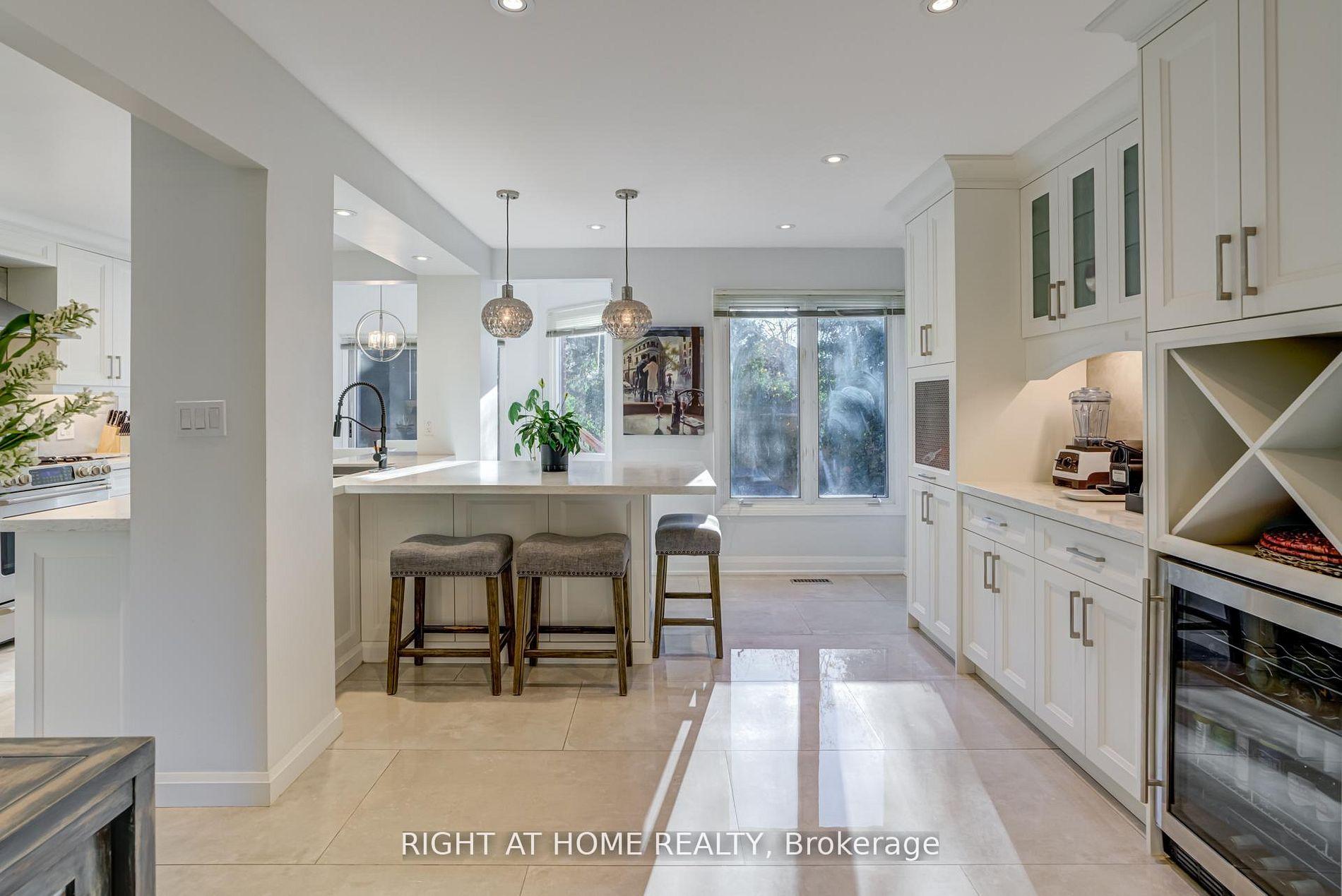 Photo 12 of 66 Glen Hill Drive, Whitby, Blue Grass Meadows — HOMEH
