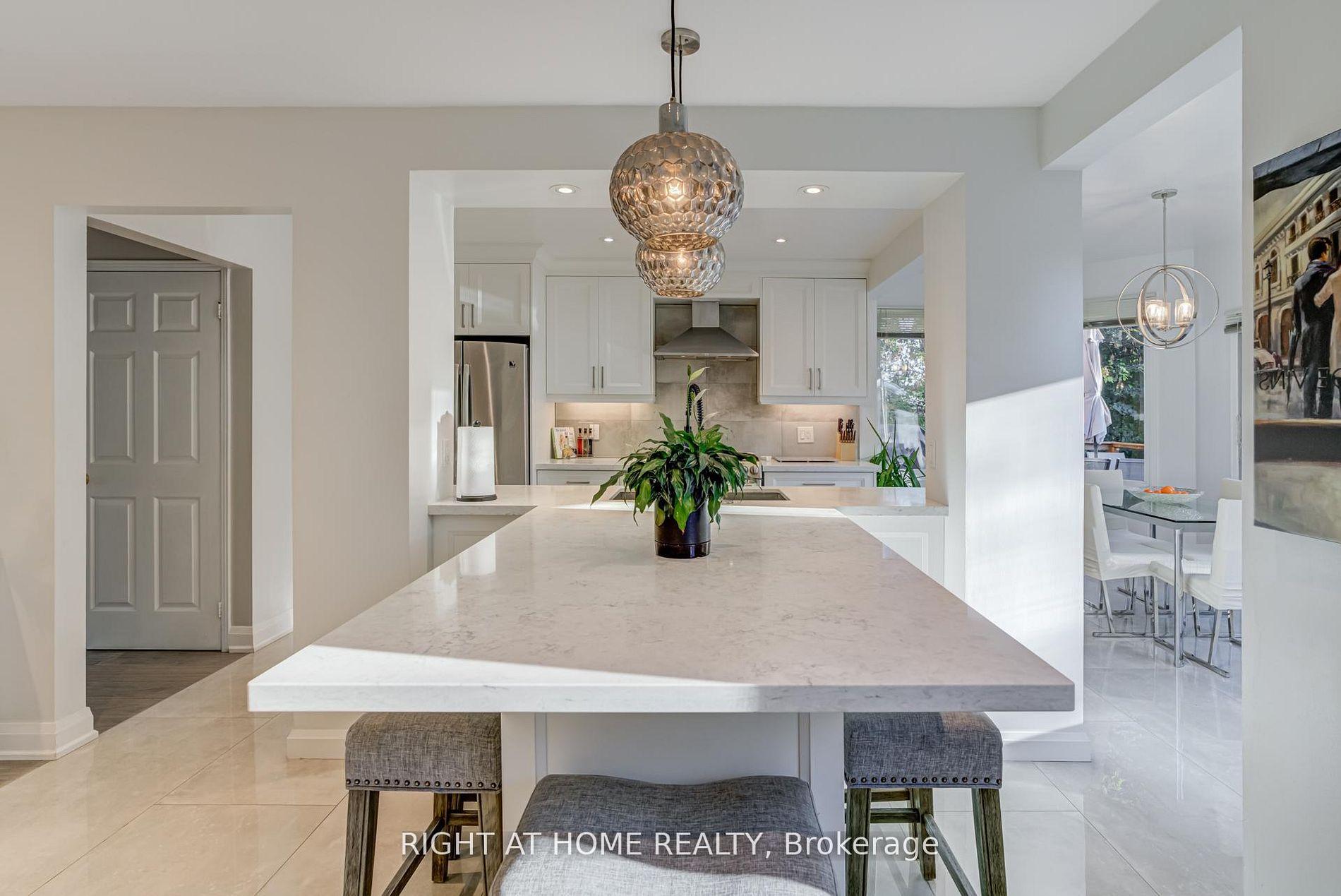 Photo 13 of 66 Glen Hill Drive, Whitby, Blue Grass Meadows — HOMEH