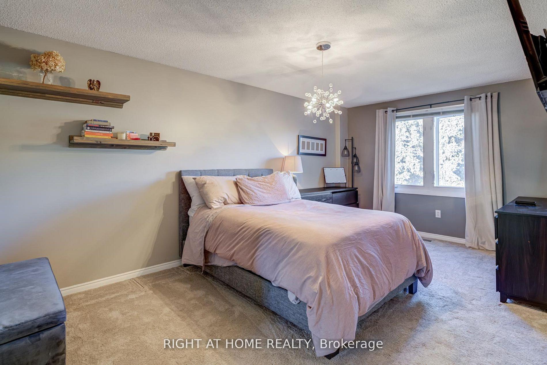 Photo 26 of 66 Glen Hill Drive, Whitby, Blue Grass Meadows — HOMEH