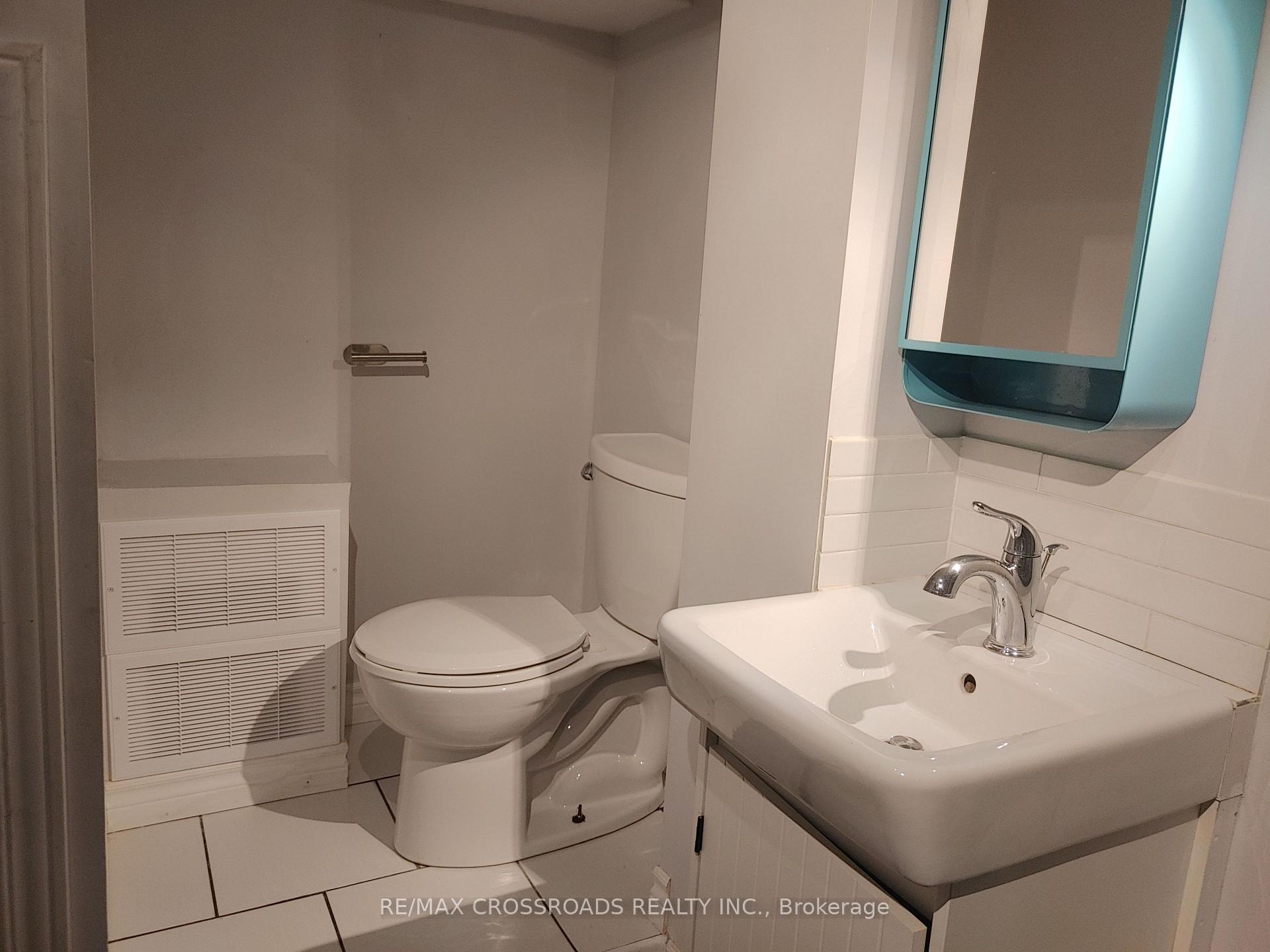 Photo 18 of 23 Strathmere Place, Guelph, Riverside Park — HOMEH
