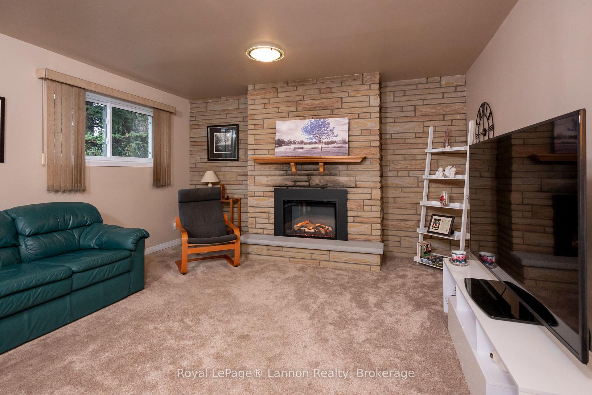 Photo 27 of 404 Riverview Drive, Thunder Bay, Edgewater Park — HOMEH