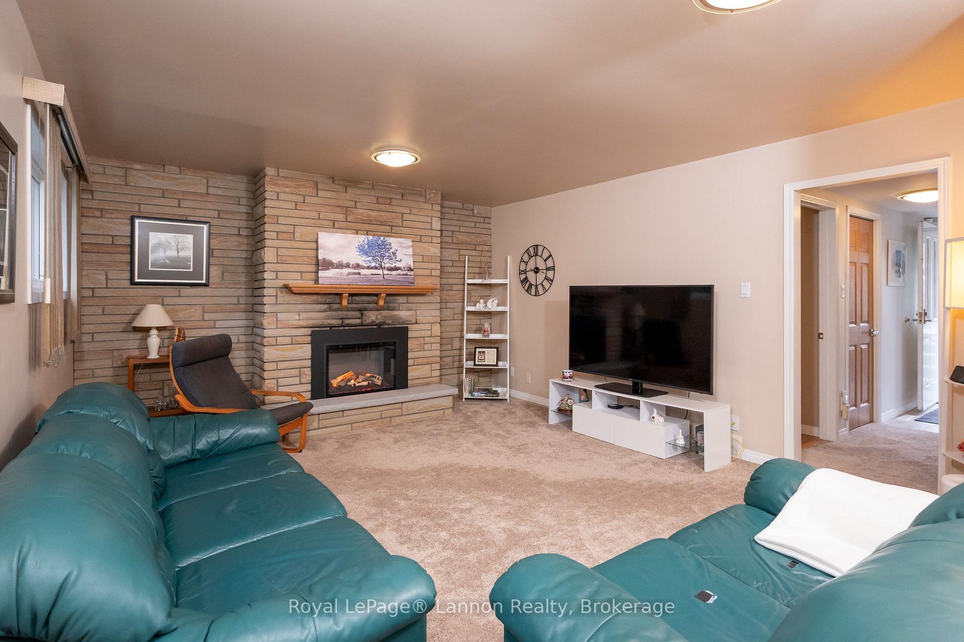 Photo 29 of 404 Riverview Drive, Thunder Bay, Edgewater Park — HOMEH