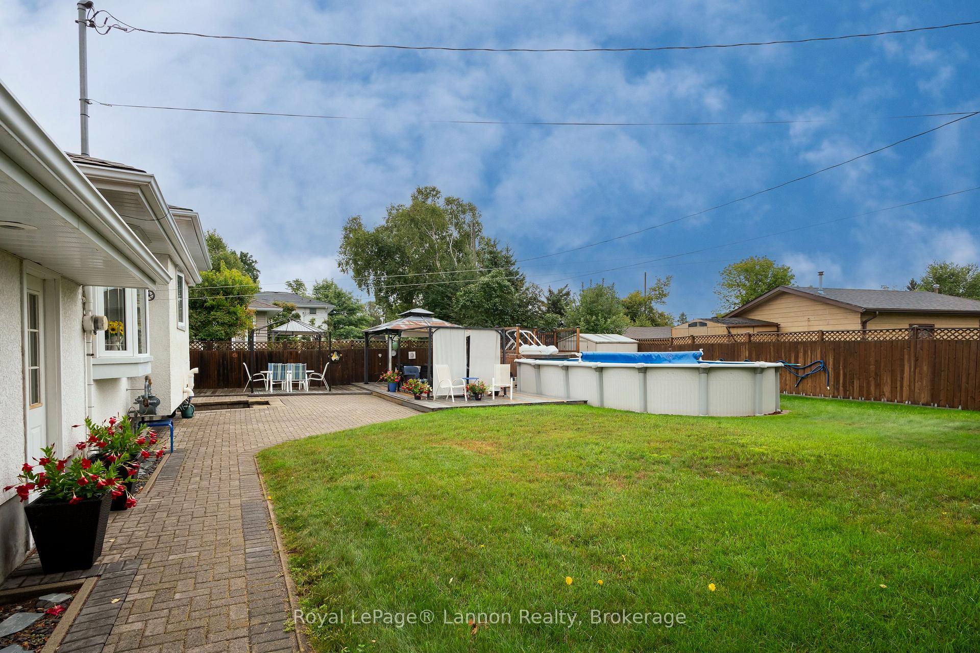 Photo 42 of 404 Riverview Drive, Thunder Bay, Edgewater Park — HOMEH