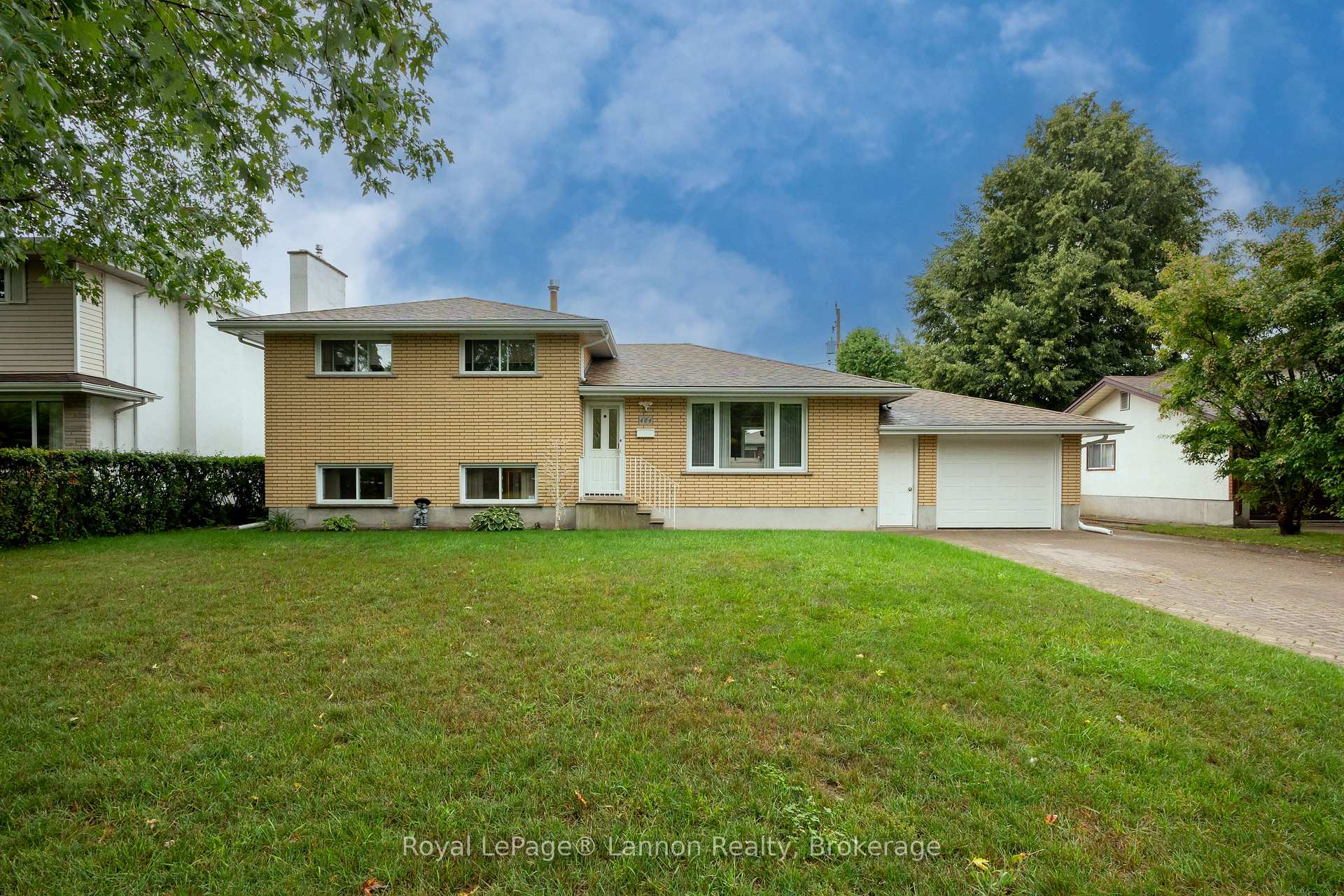 Photo 44 of 404 Riverview Drive, Thunder Bay, Edgewater Park — HOMEH