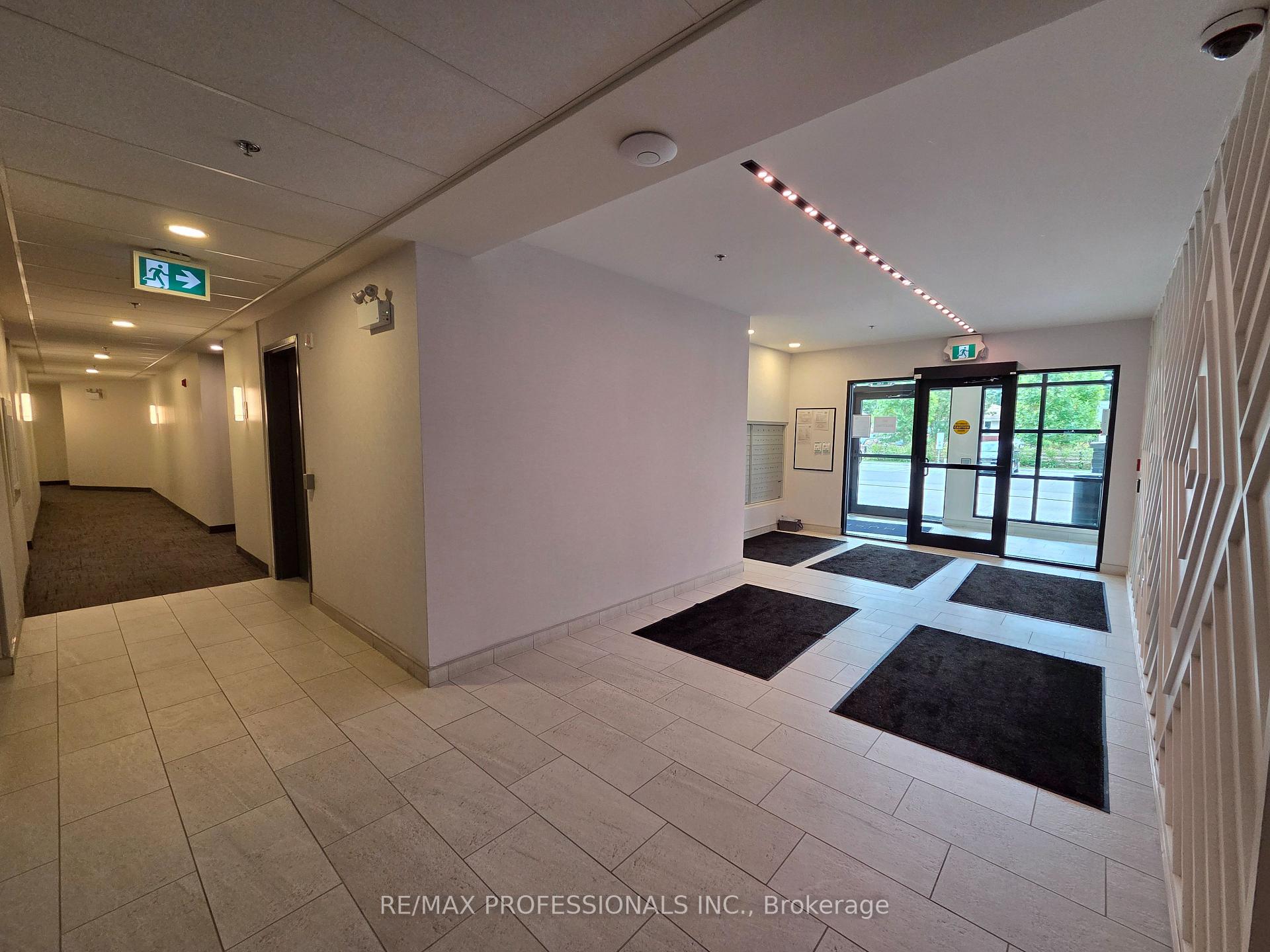 Photo 2 of Unit 132, 110 Fergus Avenue, Kitchener, Stanley Park — HOMEH