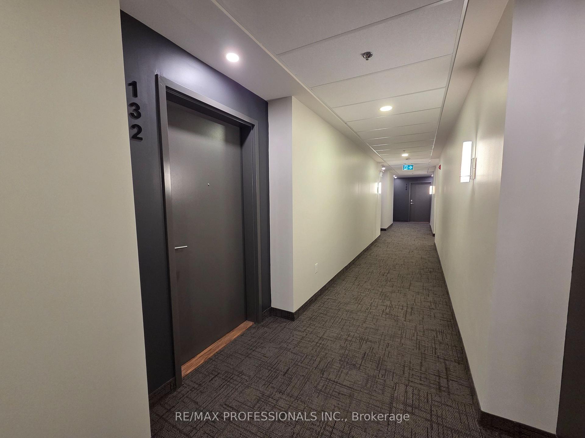 Photo 4 of Unit 132, 110 Fergus Avenue, Kitchener, Stanley Park — HOMEH