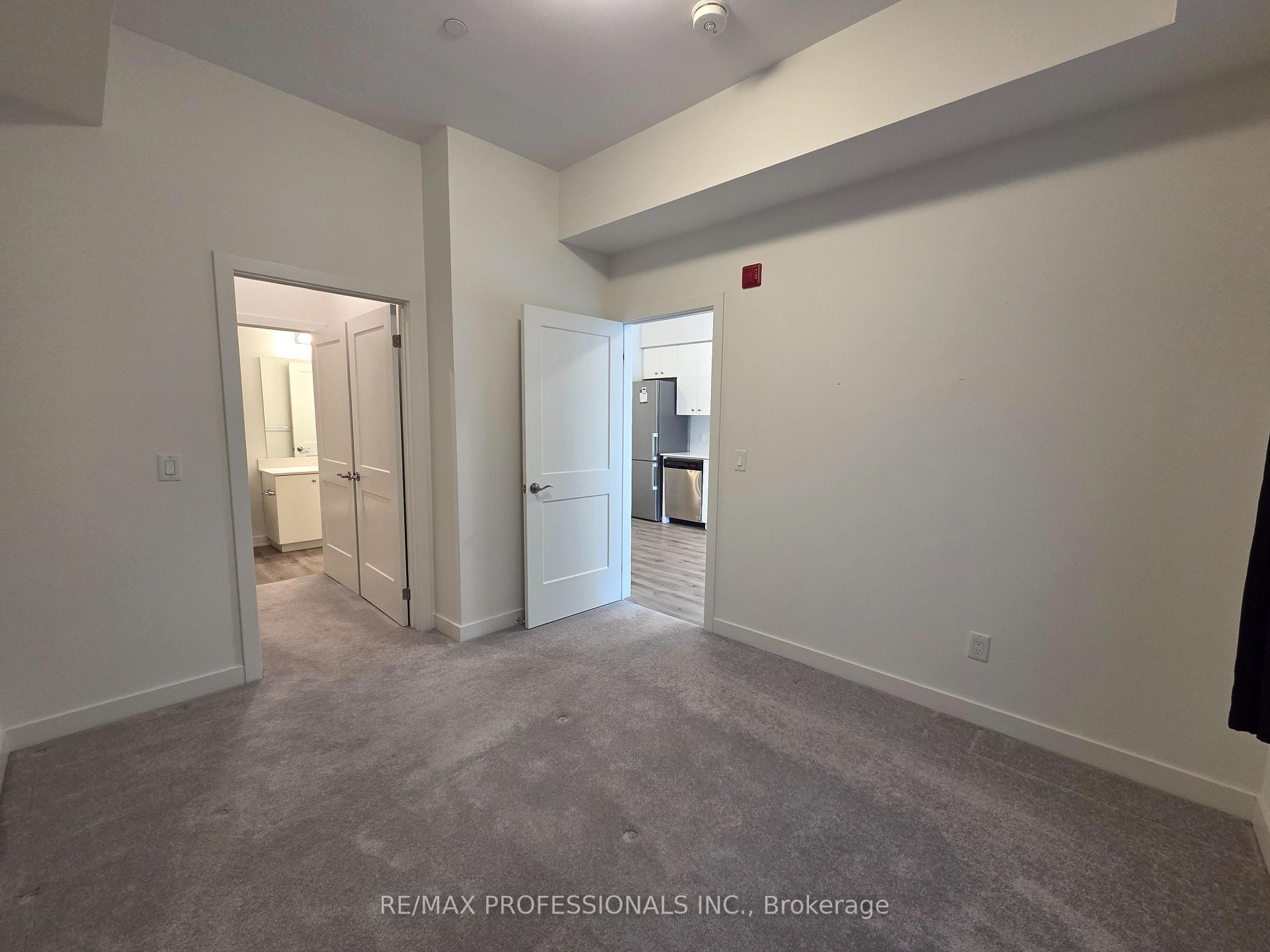 Photo 9 of Unit 132, 110 Fergus Avenue, Kitchener, Stanley Park — HOMEH