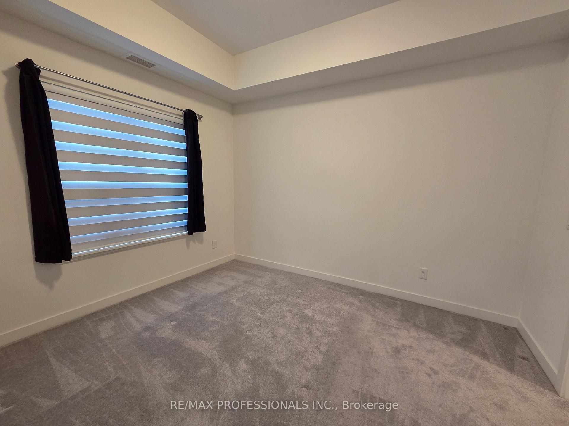 Photo 10 of Unit 132, 110 Fergus Avenue, Kitchener, Stanley Park — HOMEH