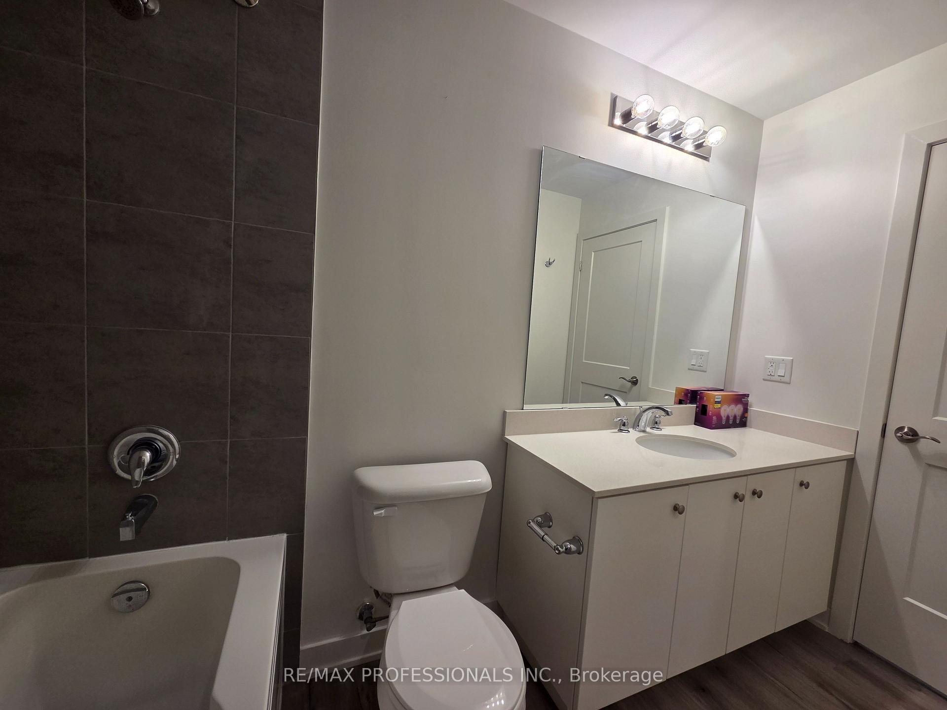 Photo 15 of Unit 132, 110 Fergus Avenue, Kitchener, Stanley Park — HOMEH