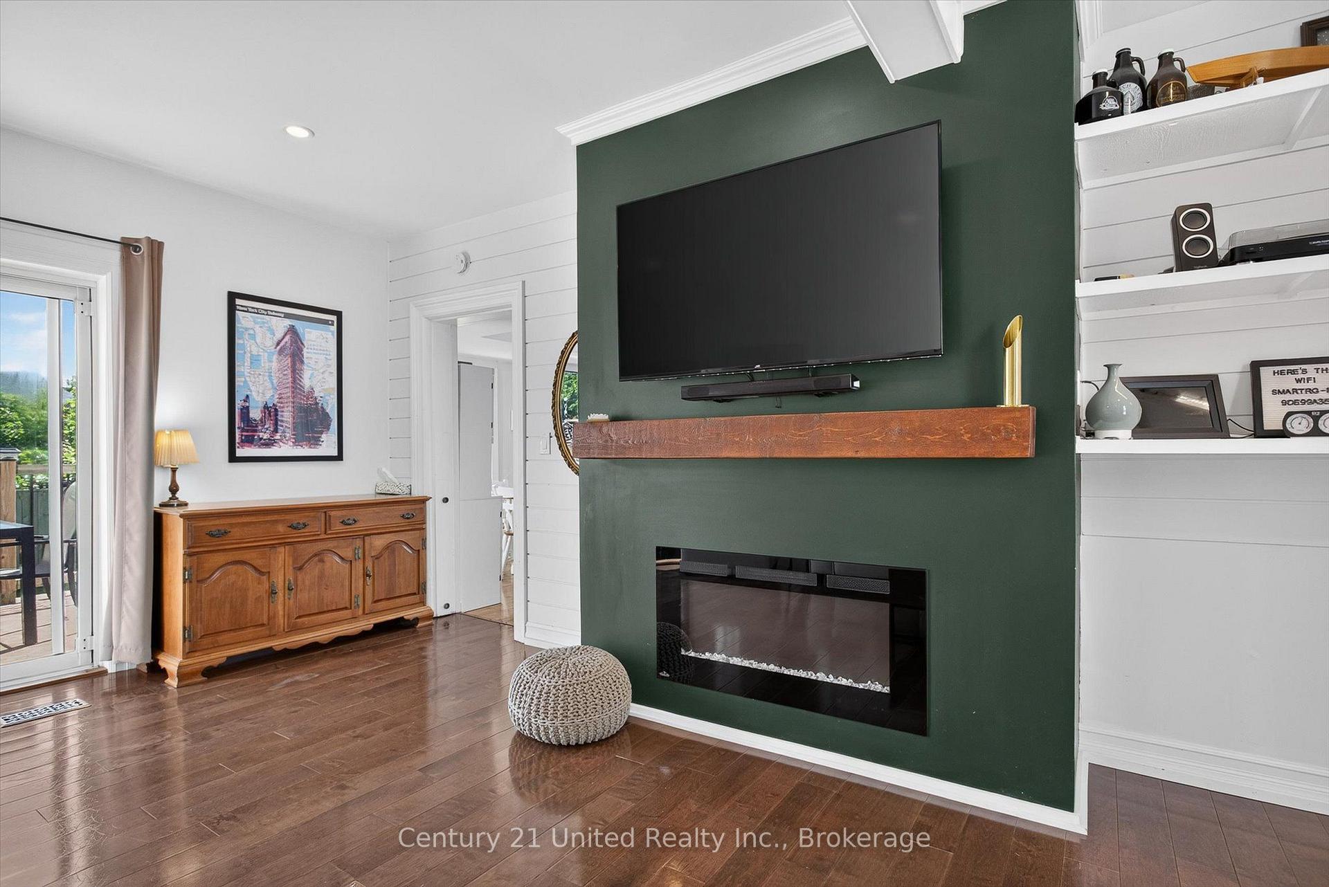Photo 8 of 9 Crandall Street, Kawartha Lakes, Lindsay — HOMEH