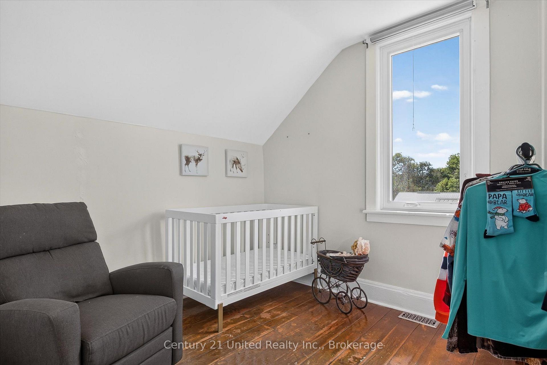 Photo 21 of 9 Crandall Street, Kawartha Lakes, Lindsay — HOMEH