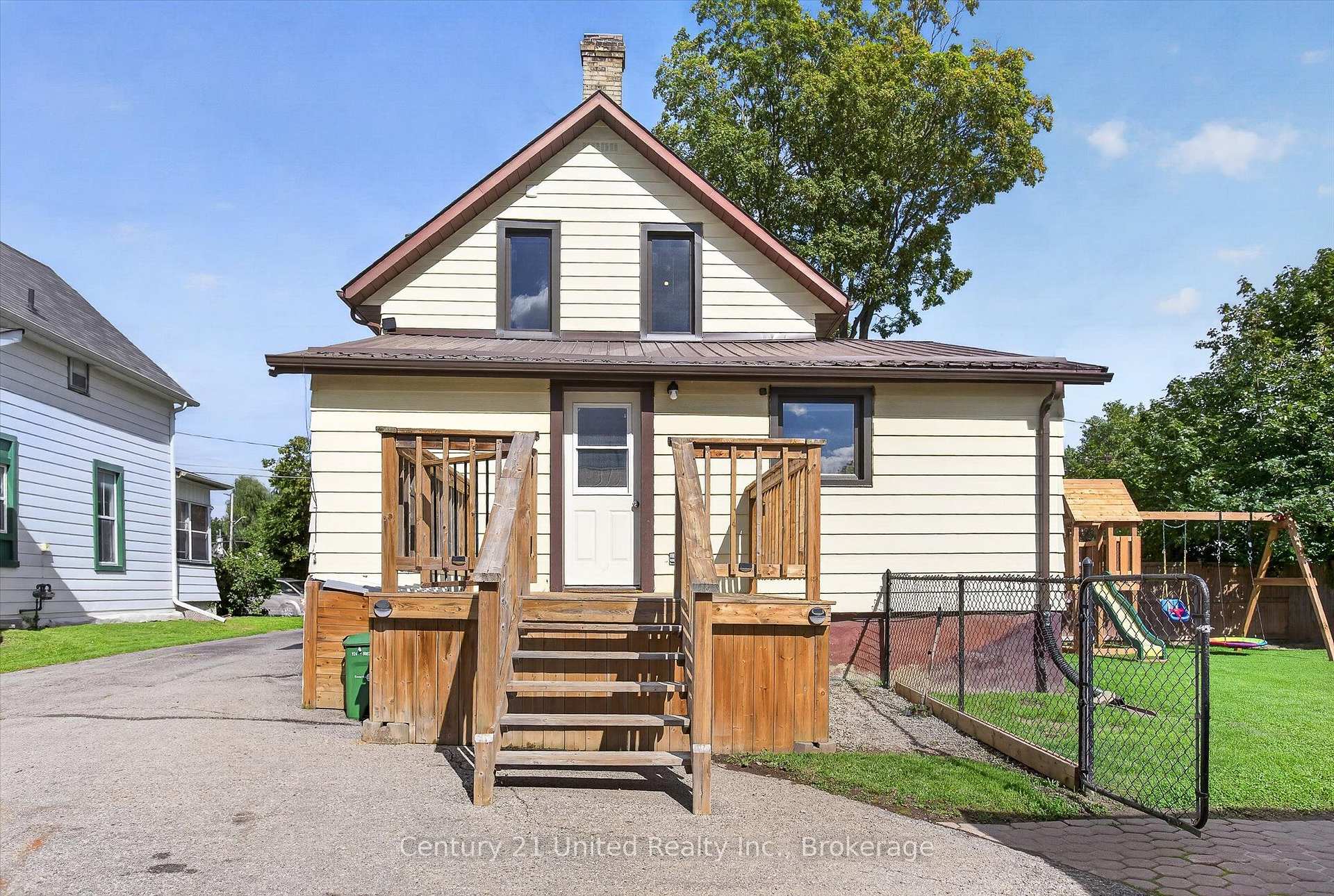 Photo 35 of 9 Crandall Street, Kawartha Lakes, Lindsay — HOMEH