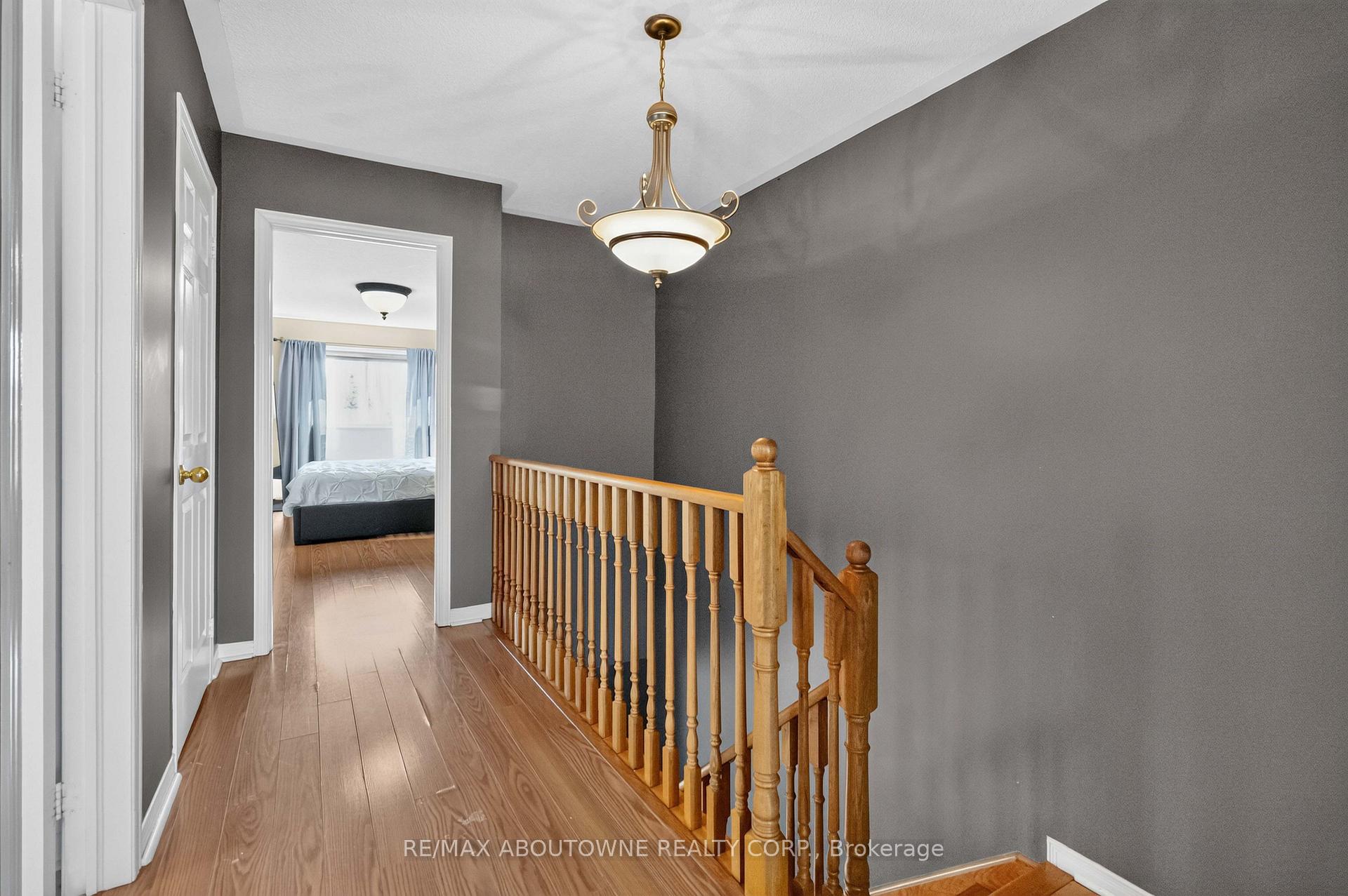 Photo 17 of 5233 Thornburn Drive, Burlington, Uptown — HOMEH