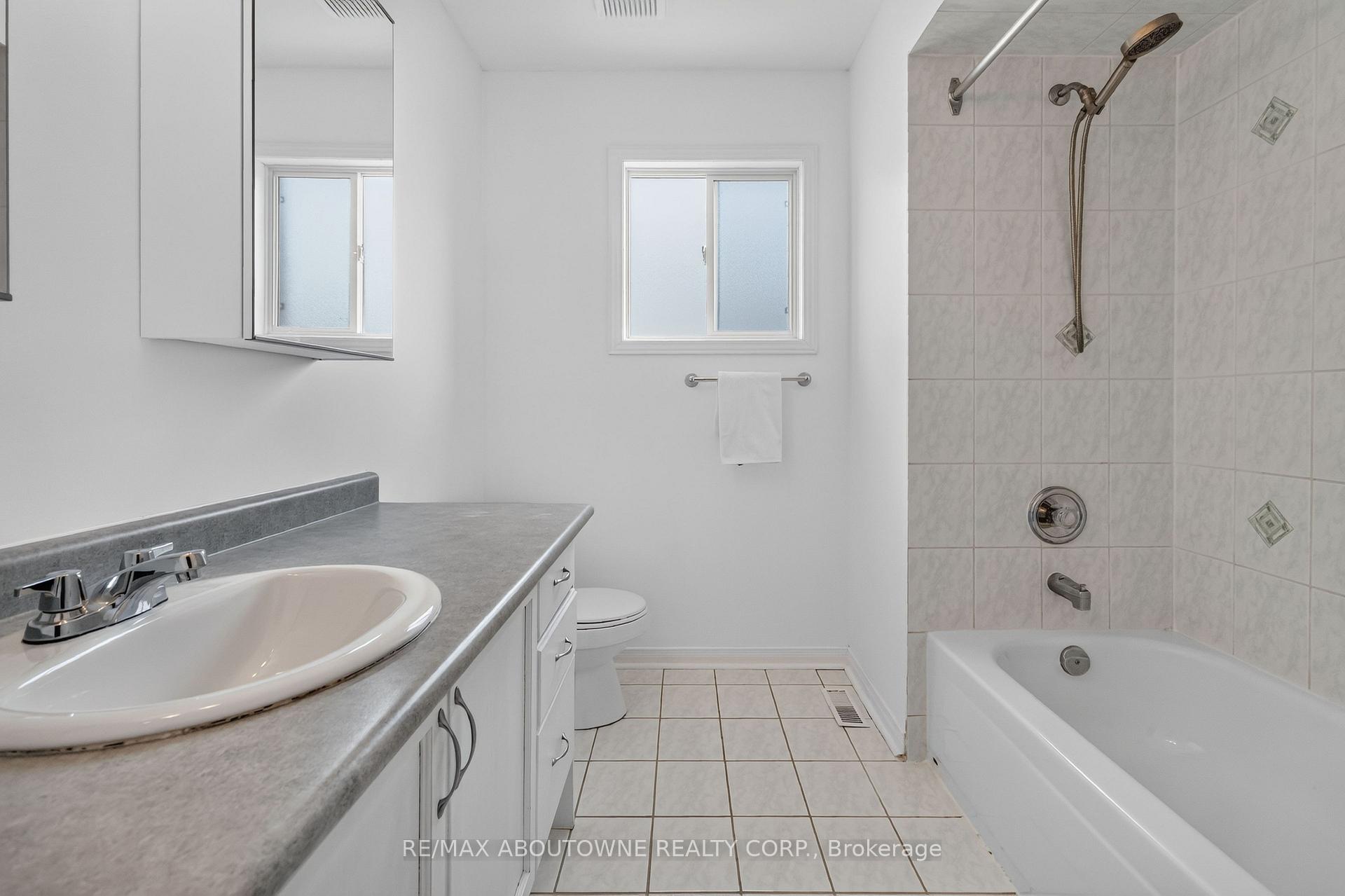 Photo 27 of 5233 Thornburn Drive, Burlington, Uptown — HOMEH