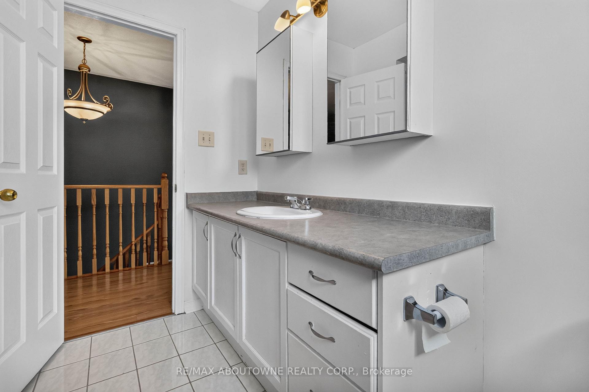 Photo 28 of 5233 Thornburn Drive, Burlington, Uptown — HOMEH