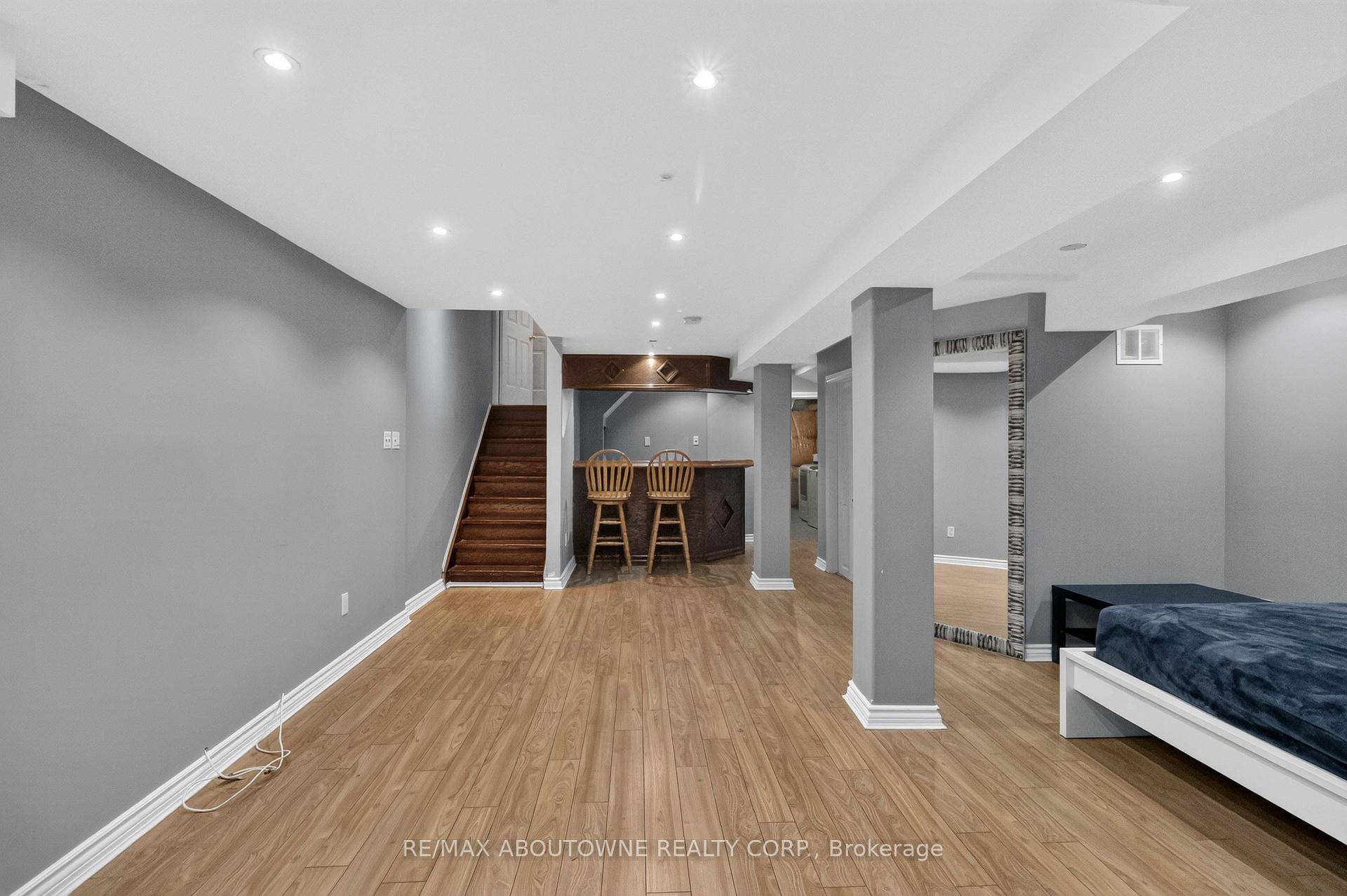 Photo 29 of 5233 Thornburn Drive, Burlington, Uptown — HOMEH
