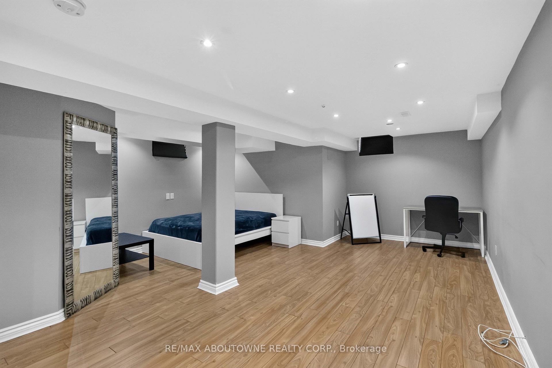 Photo 30 of 5233 Thornburn Drive, Burlington, Uptown — HOMEH