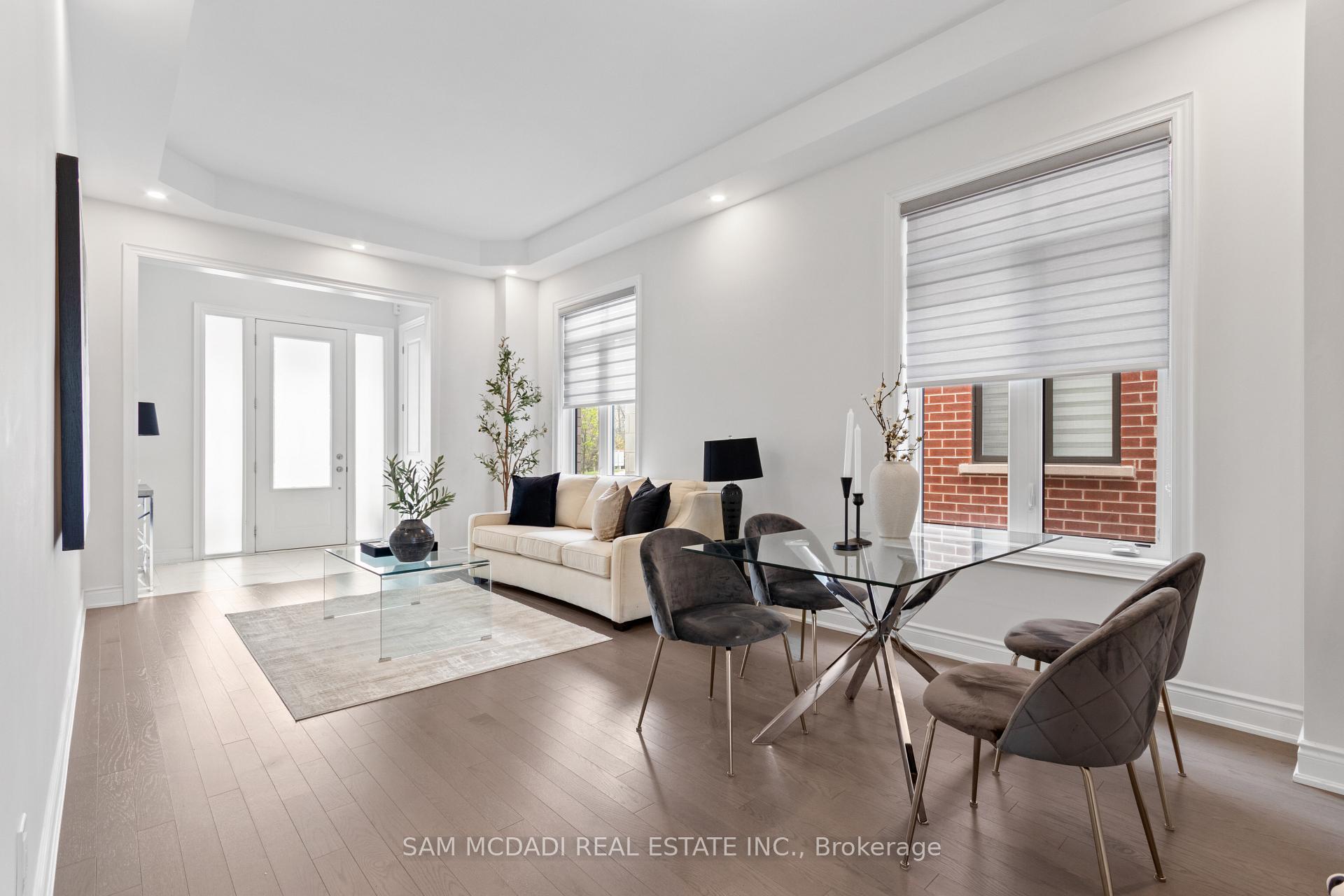 Photo 6 of 99 Black Walnut Court, Aurora, Aurora Estates — HOMEH
