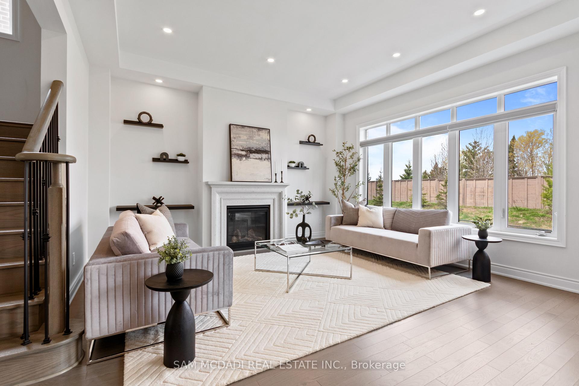 Photo 9 of 99 Black Walnut Court, Aurora, Aurora Estates — HOMEH