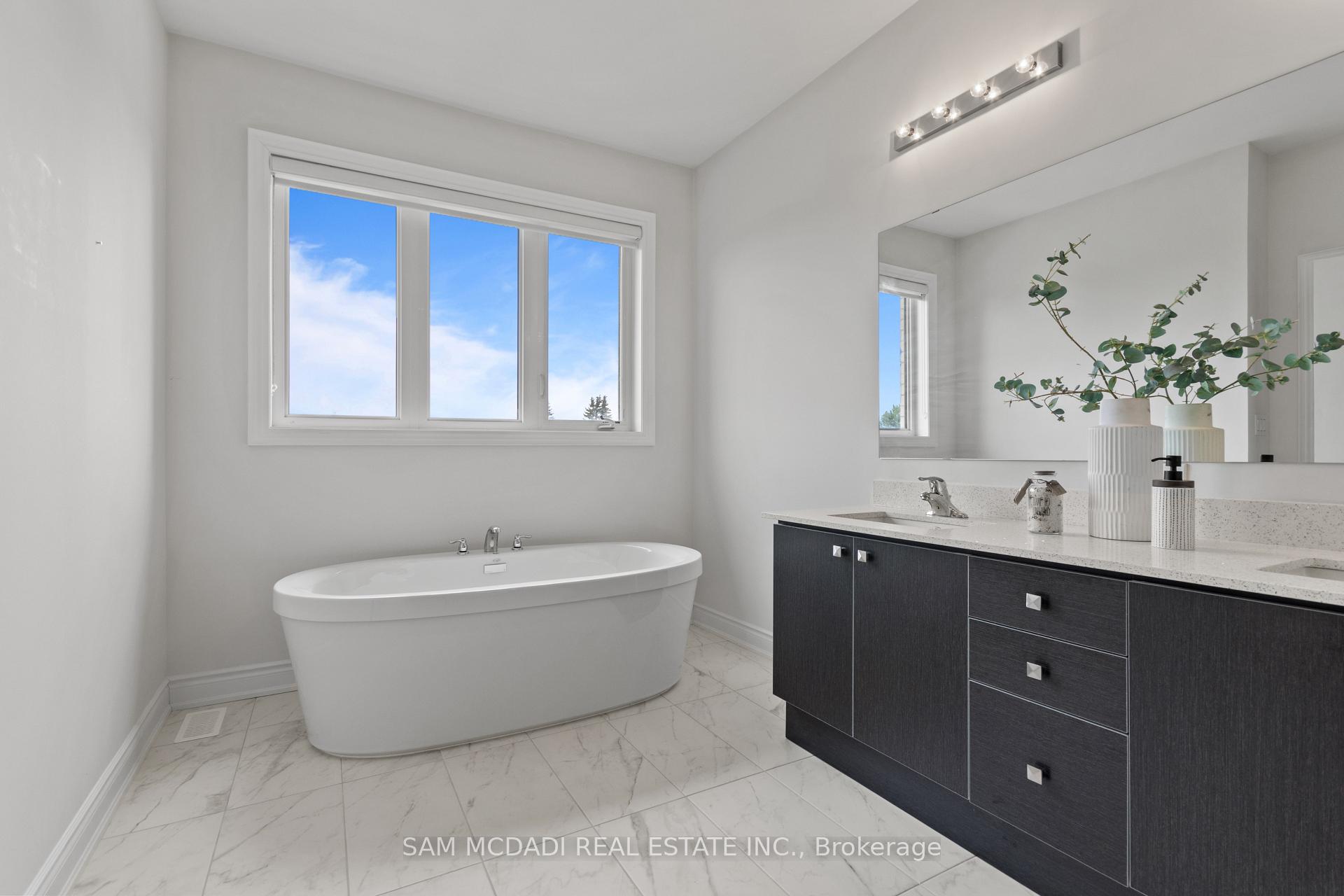 Photo 27 of 99 Black Walnut Court, Aurora, Aurora Estates — HOMEH
