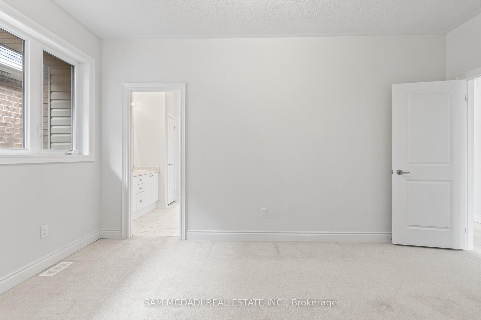 Photo 34 of 99 Black Walnut Court, Aurora, Aurora Estates — HOMEH