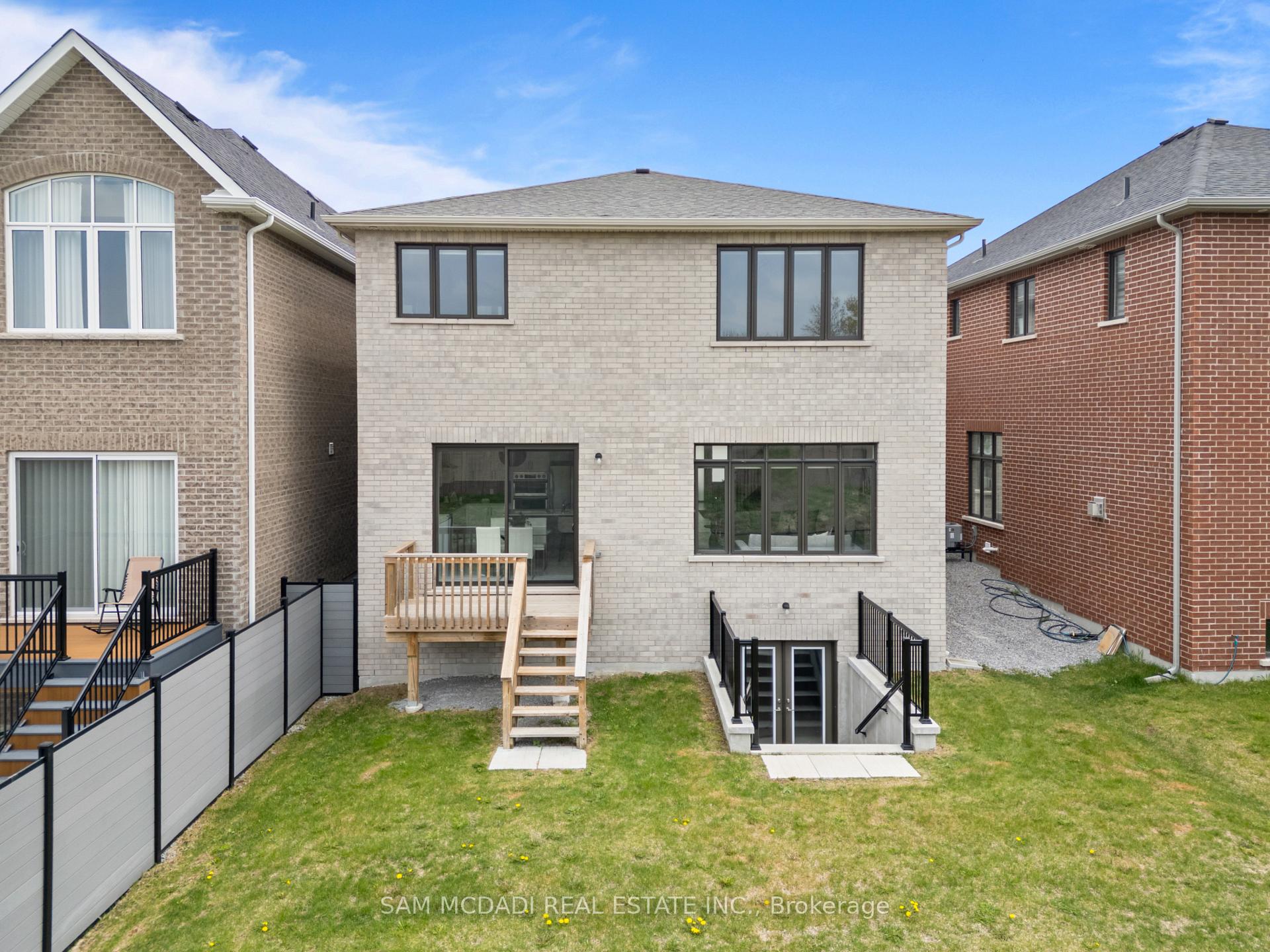 Photo 40 of 99 Black Walnut Court, Aurora, Aurora Estates — HOMEH