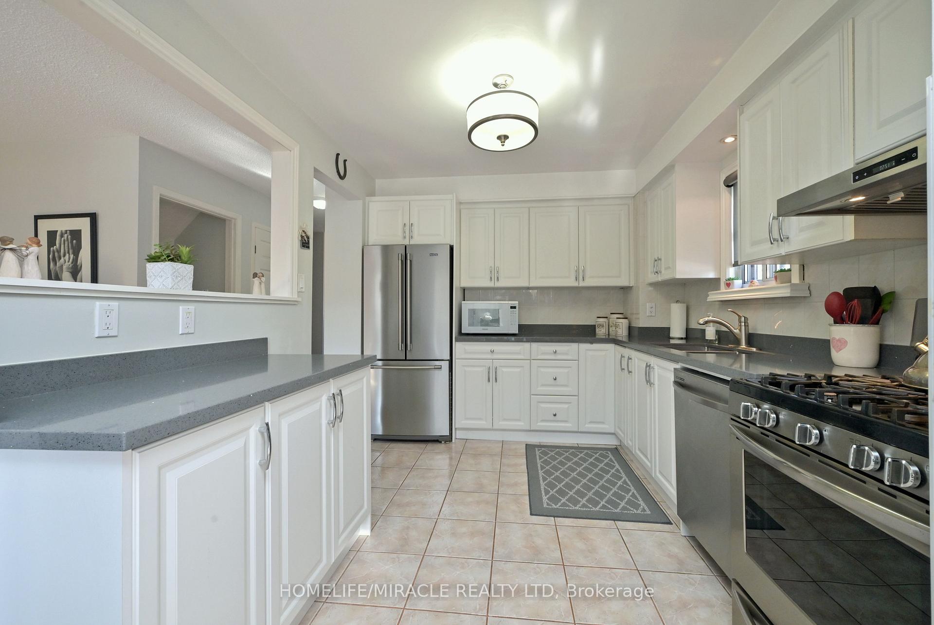 Photo 9 of Unit 27, 121 Falconer Drive, Mississauga, Streetsville — HOMEH