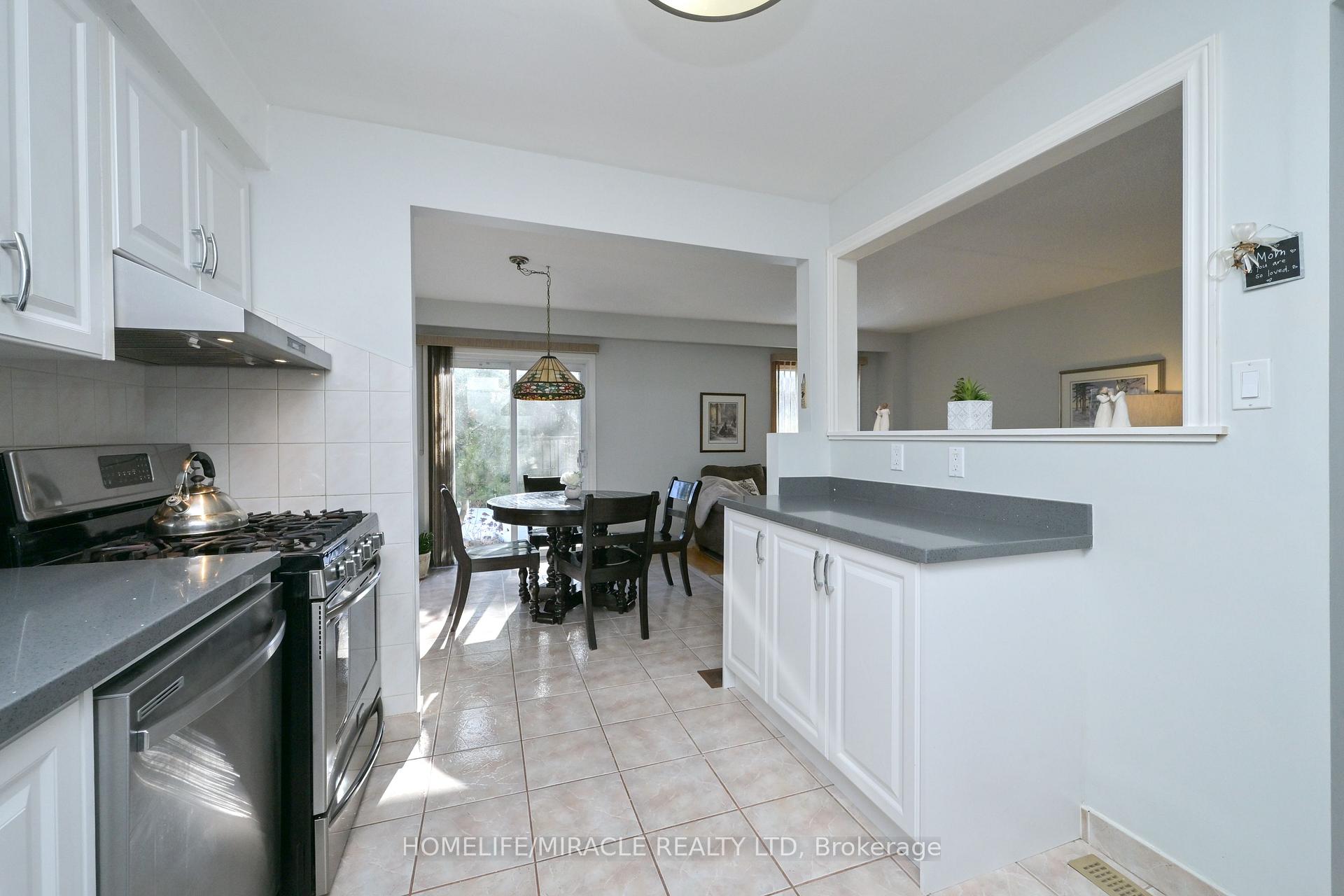 Photo 12 of Unit 27, 121 Falconer Drive, Mississauga, Streetsville — HOMEH