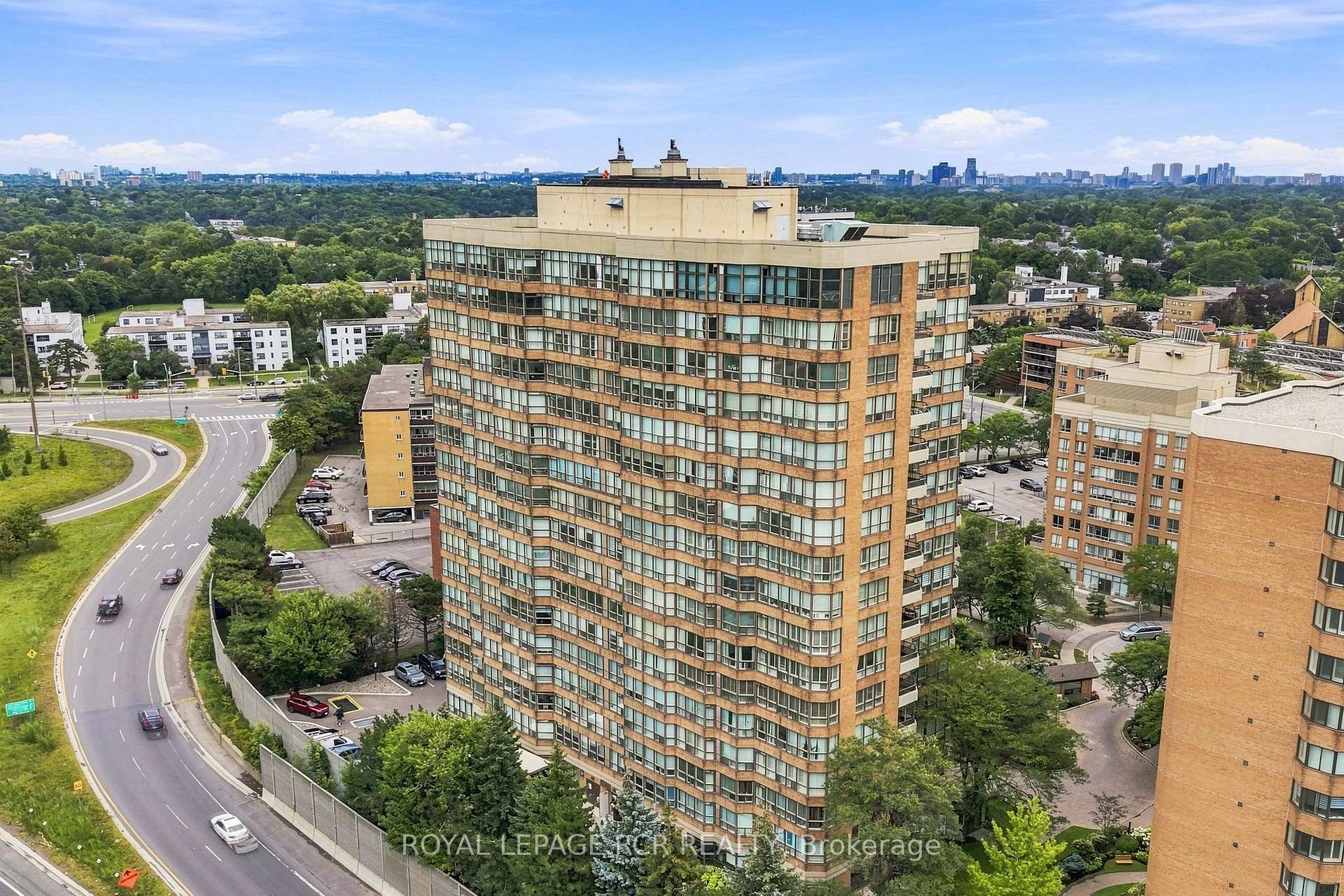 Photo 2 of Unit 1016, 268 Ridley Boulevard, Toronto, Bedford Park-Nortown — HOMEH