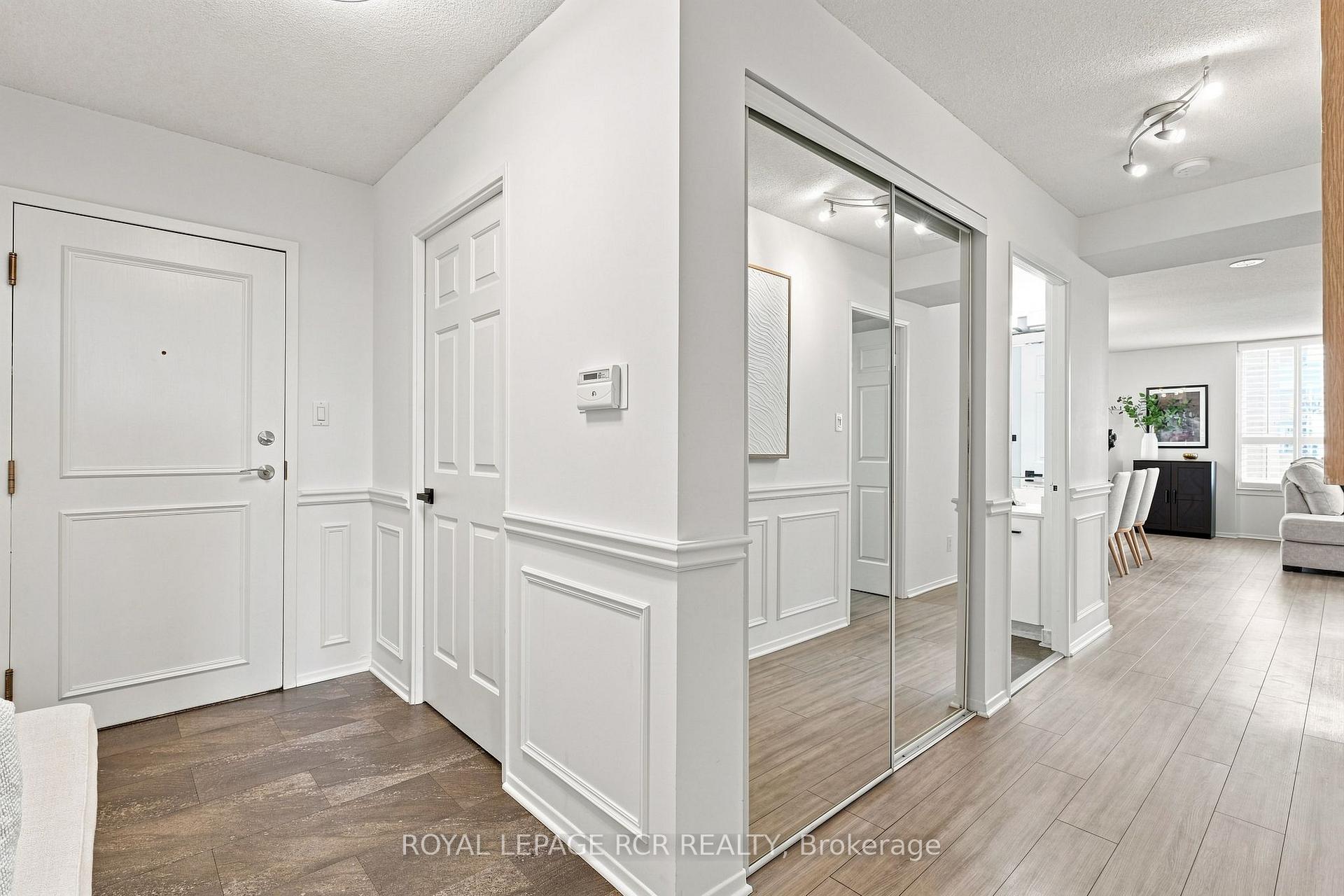 Photo 3 of Unit 1016, 268 Ridley Boulevard, Toronto, Bedford Park-Nortown — HOMEH