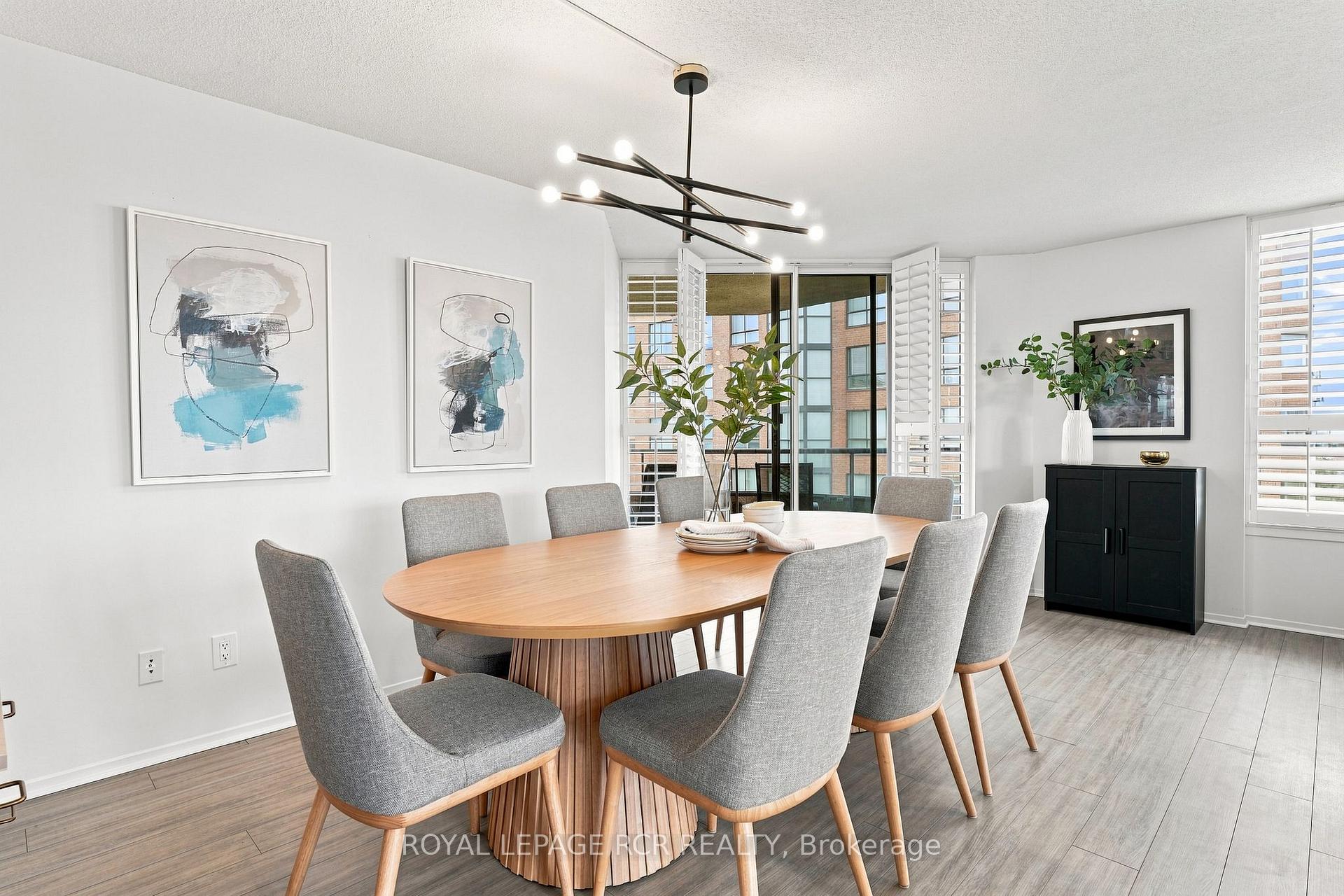 Photo 5 of Unit 1016, 268 Ridley Boulevard, Toronto, Bedford Park-Nortown — HOMEH